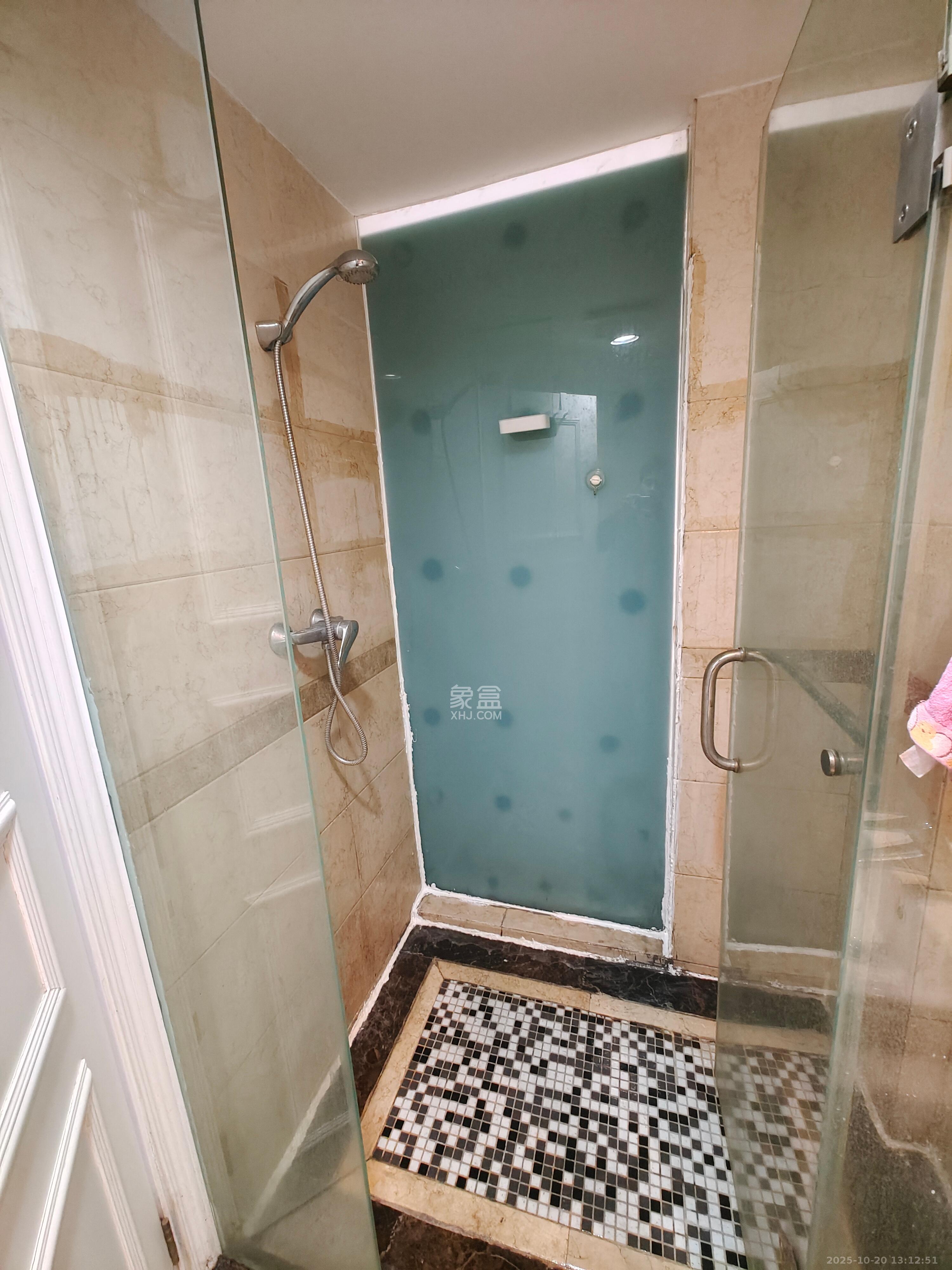 沁园春御院  1室0厅1卫    1500.0元/月 沁园春御院  1室0厅1卫    1500.0元/月