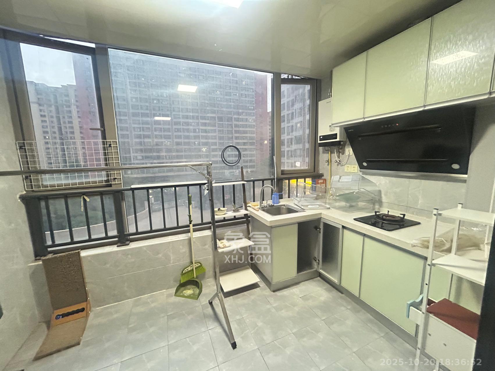 怡海星城  1室1厅1卫    1100.0元/月室内图