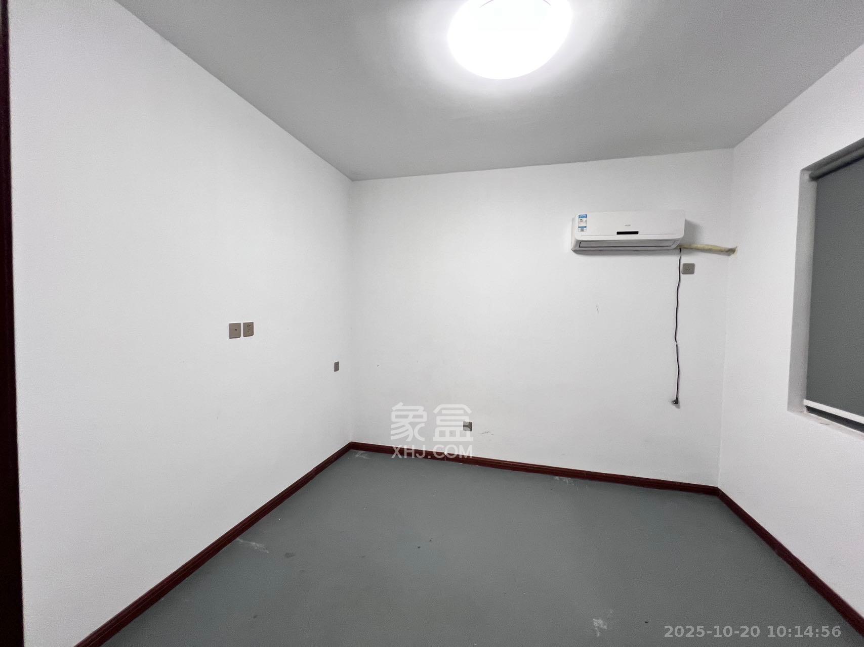 碧翠园（中房）  10室3厅4卫    13000.0元/月室内图