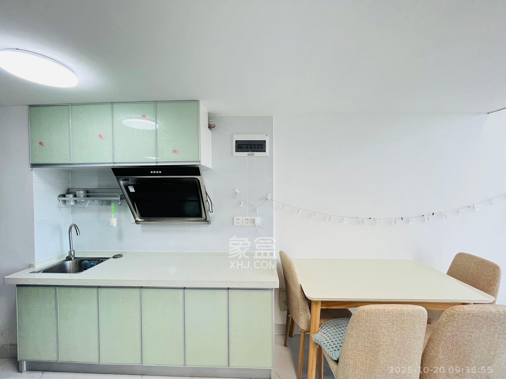 裕天国际商汇中心  1室1厅1卫    1700.0元/月室内图