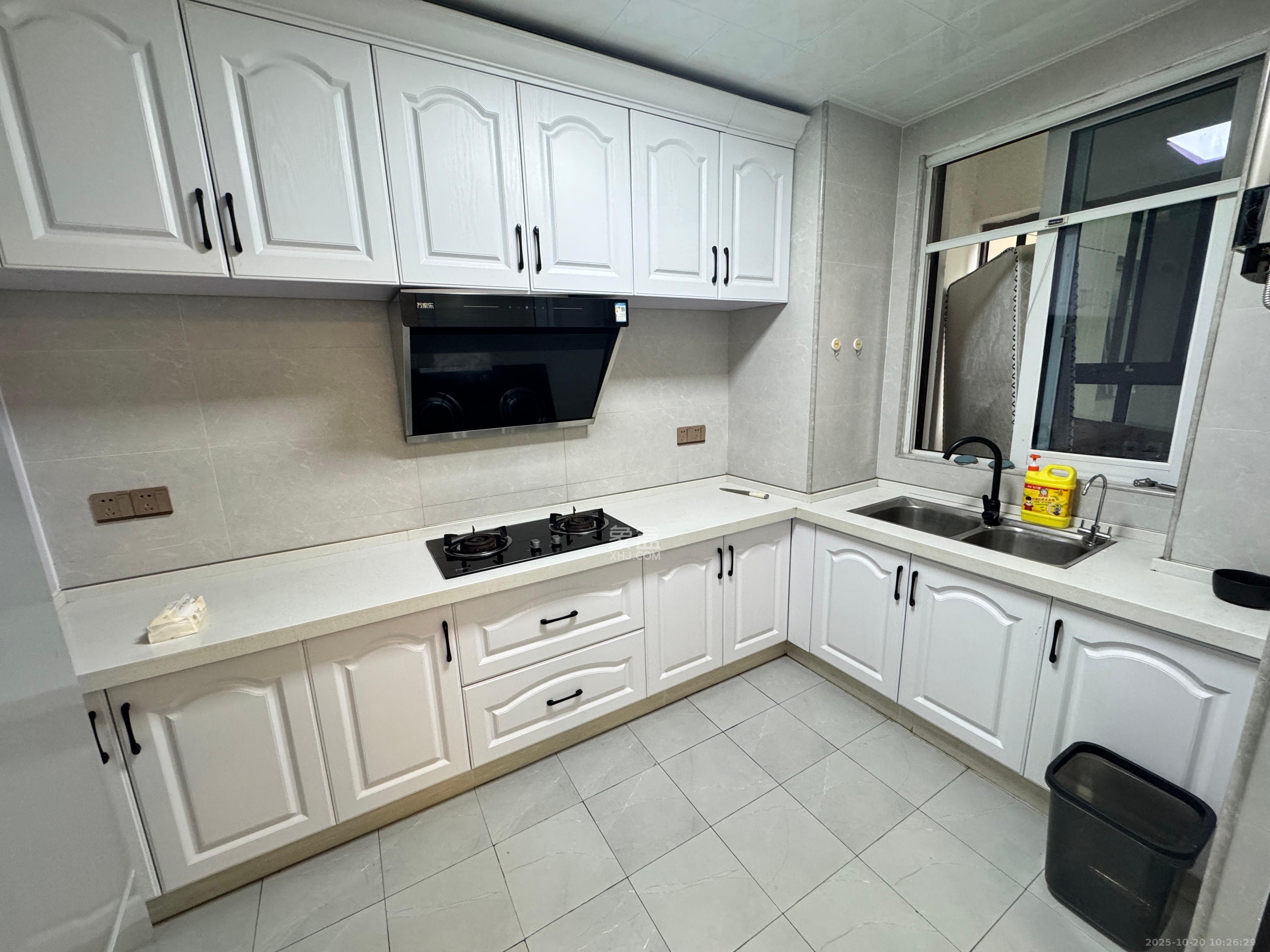 北辰三角洲C3区  5室2厅2卫    5800.0元/月室内图