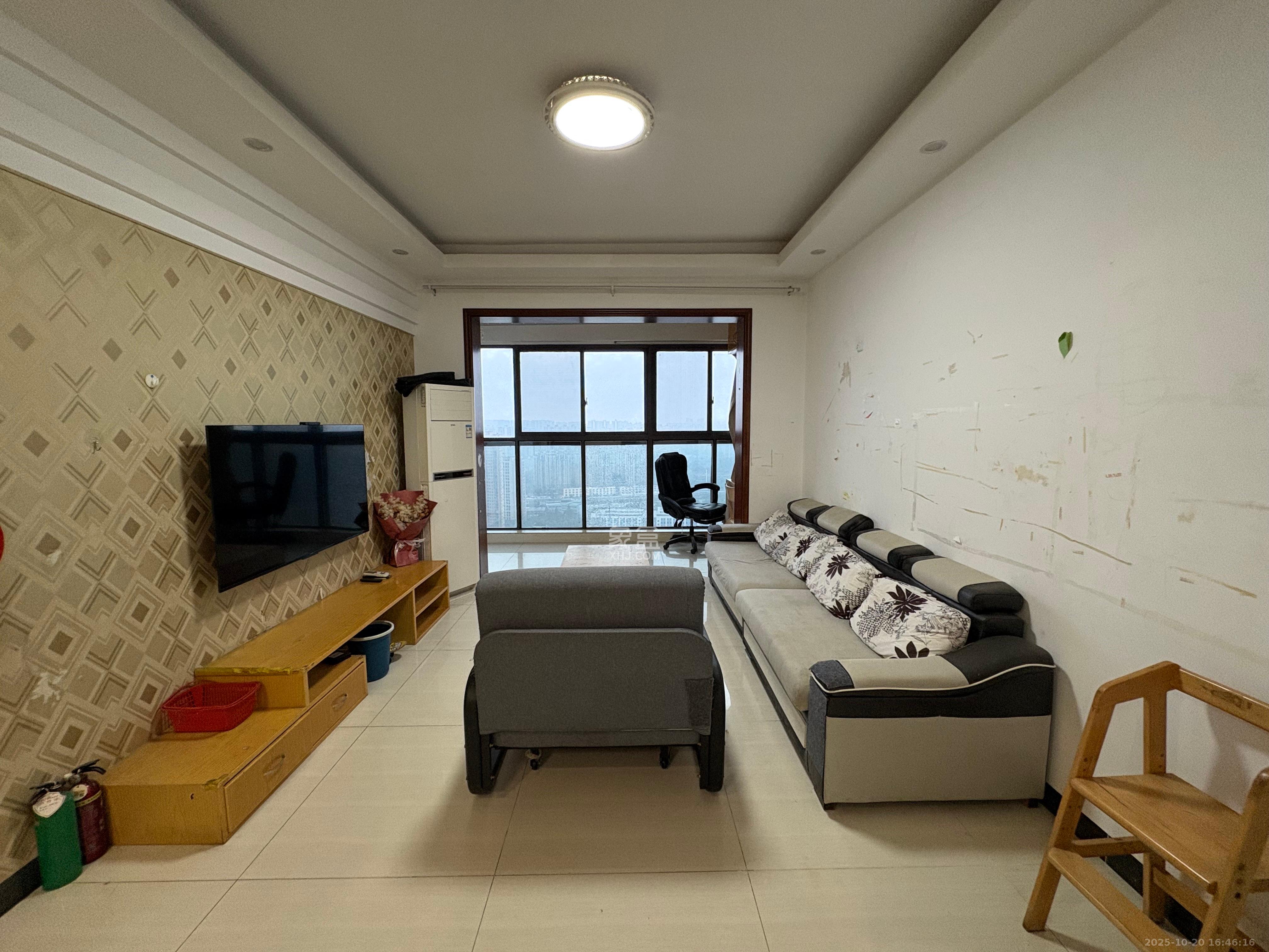 通用时代国际社区  2室1厅1卫    2200.0元/月