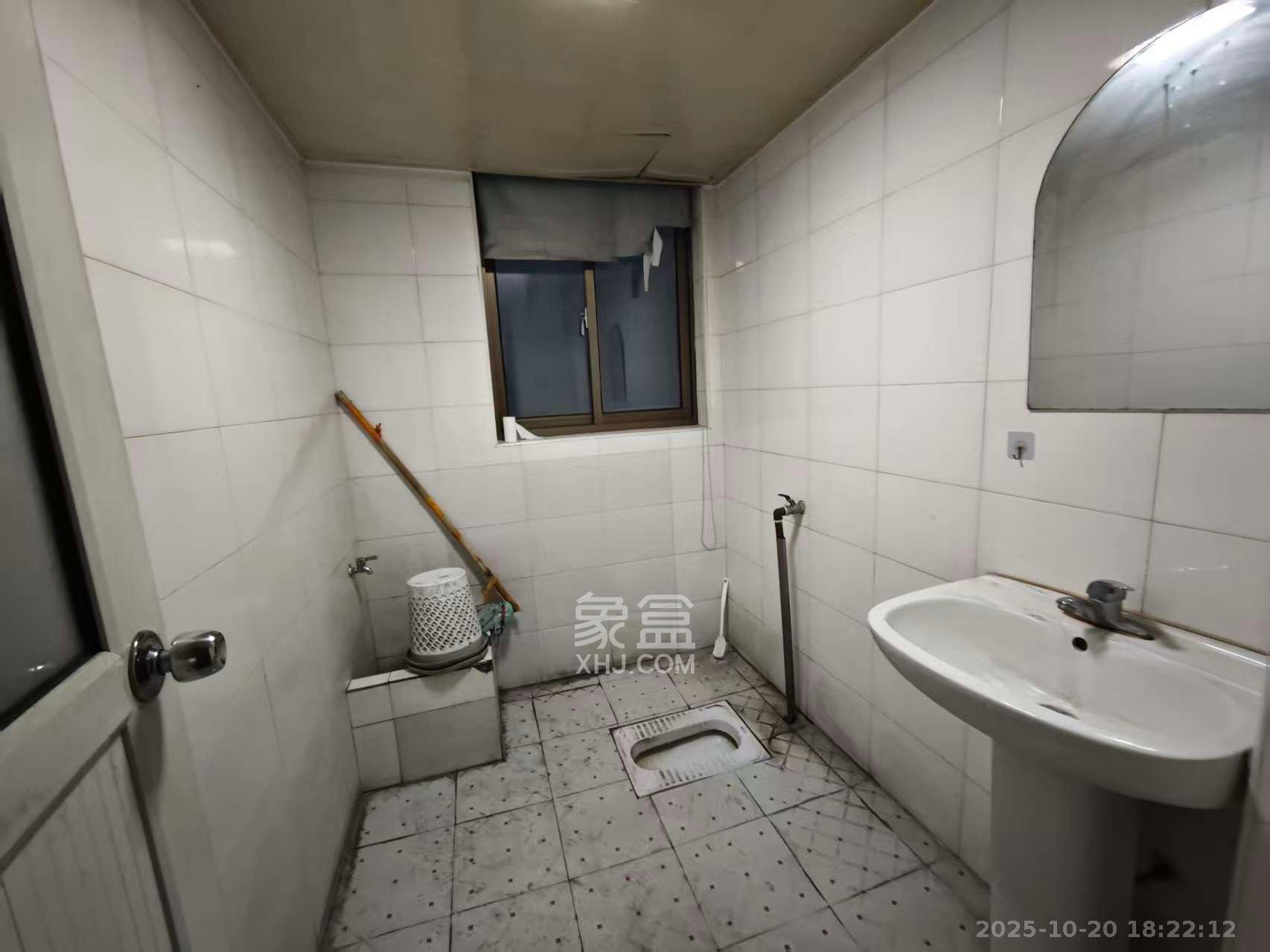 中域蓉城 4室2厅2卫 4500.0元/月 中域蓉城 4室2厅2卫 4500.0元/月室内图