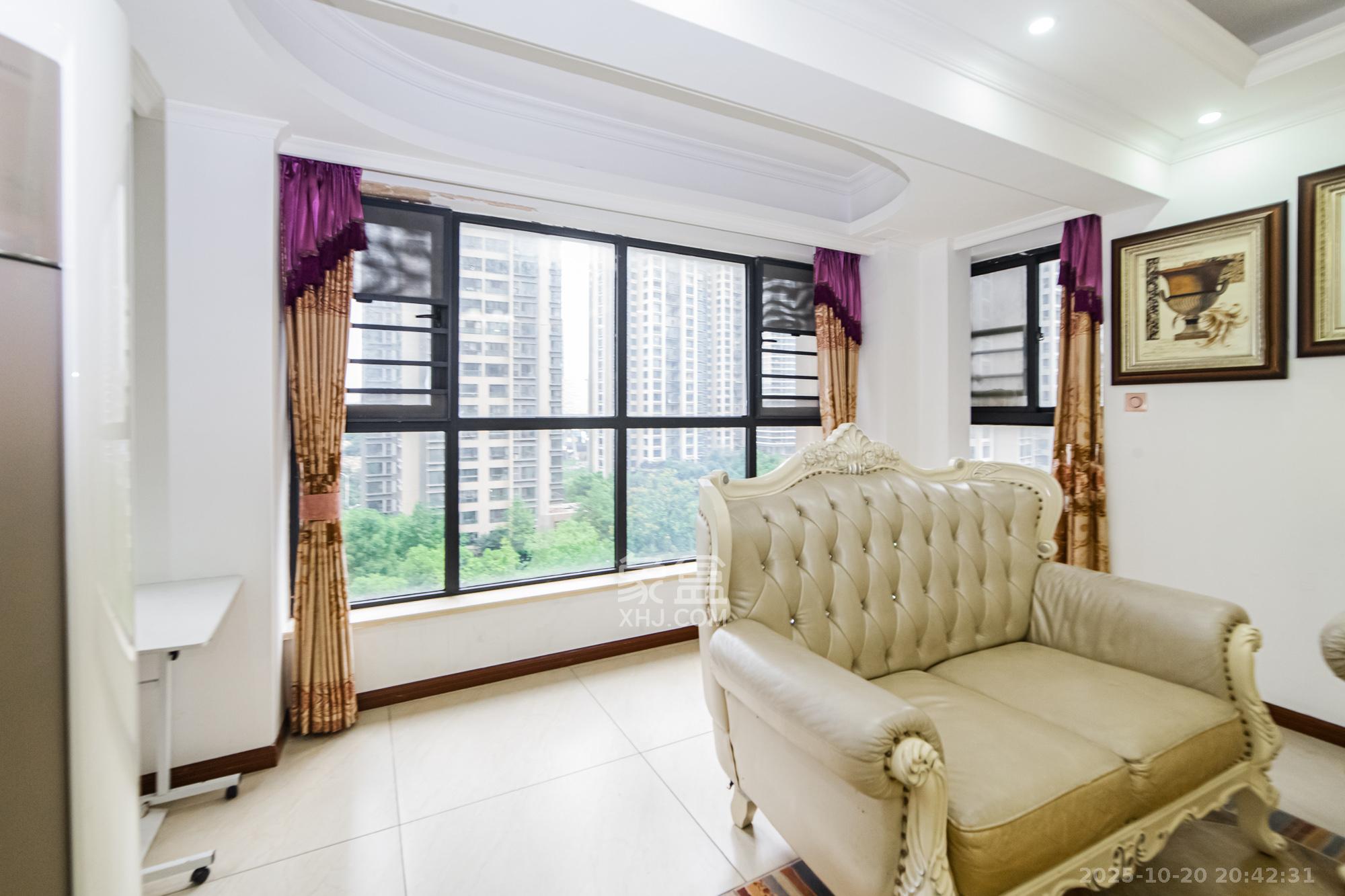 北辰三角洲D2区  4室2厅2卫    185.0万 北辰三角洲D2区  4室2厅2卫    185.0万阳台