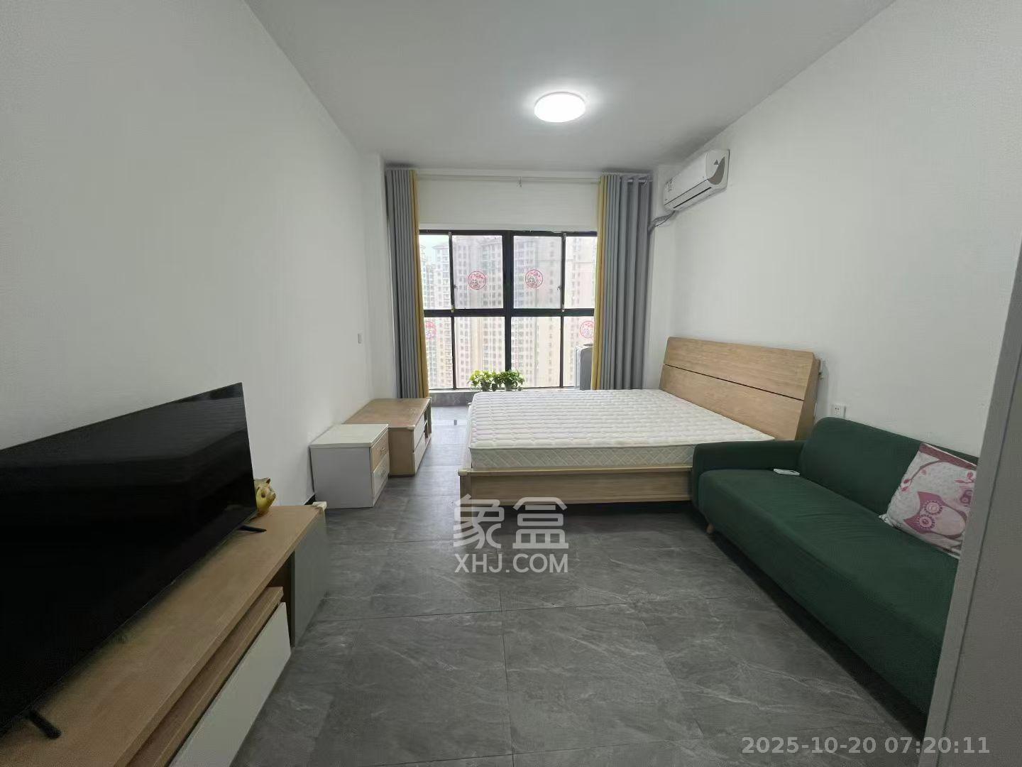 钱隆世家  1室0厅0卫    1400.0元/月 钱隆世家  1室0厅0卫    1400.0元/月