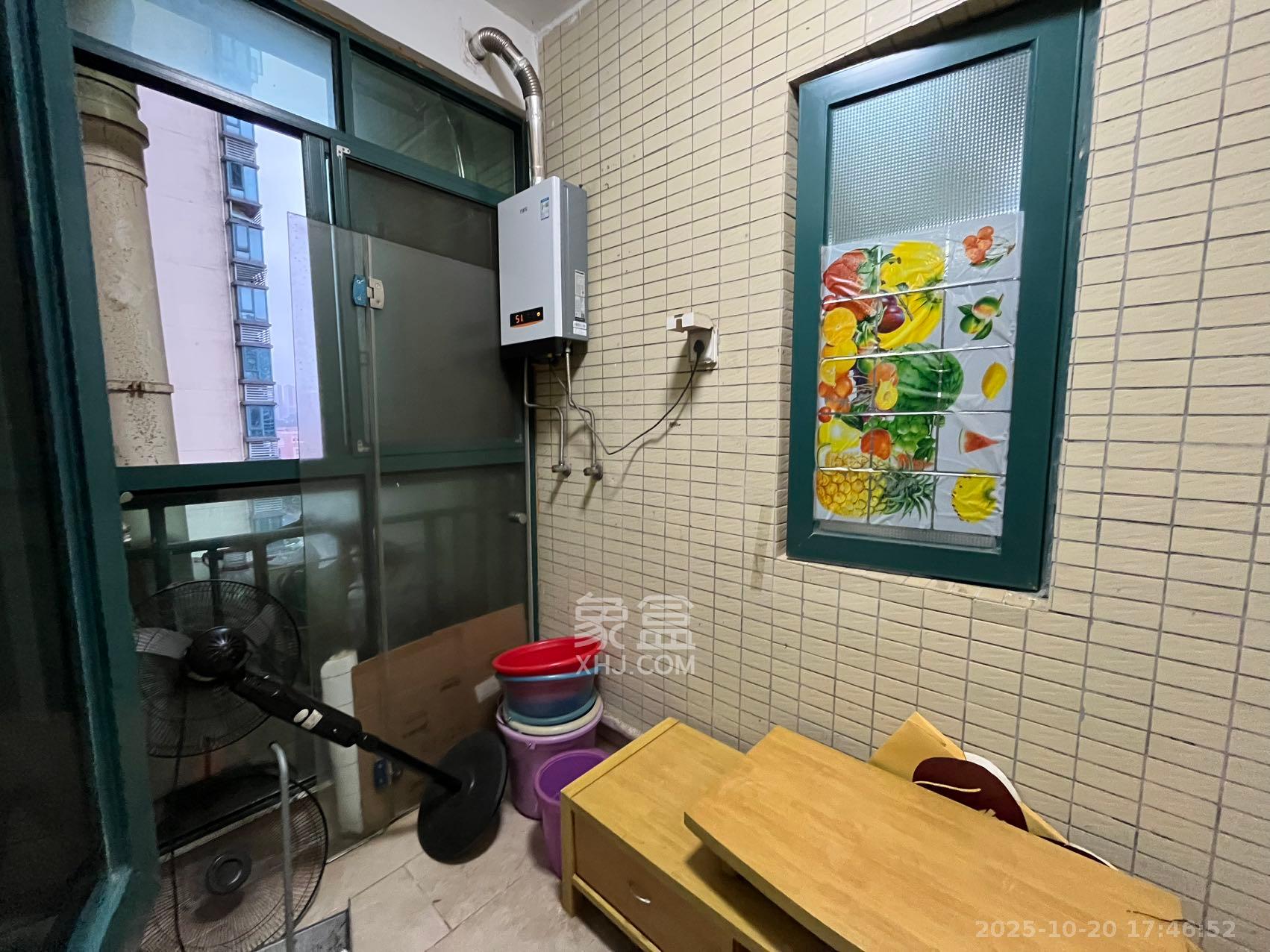 恒大雅苑  3室1厅1卫    2500.0元/月 恒大雅苑  3室1厅1卫    2500.0元/月室内图