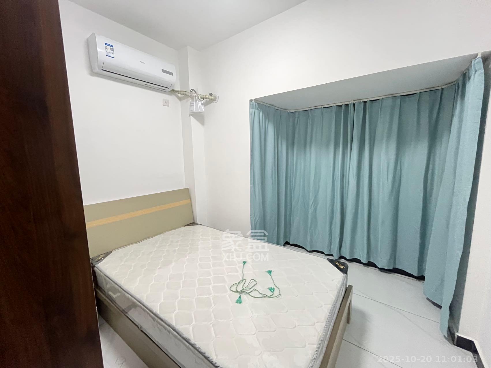 华银南苑融域 3室2厅1卫 3000.0元/月 华银南苑融域 3室2厅1卫 3000.0元/月室内图