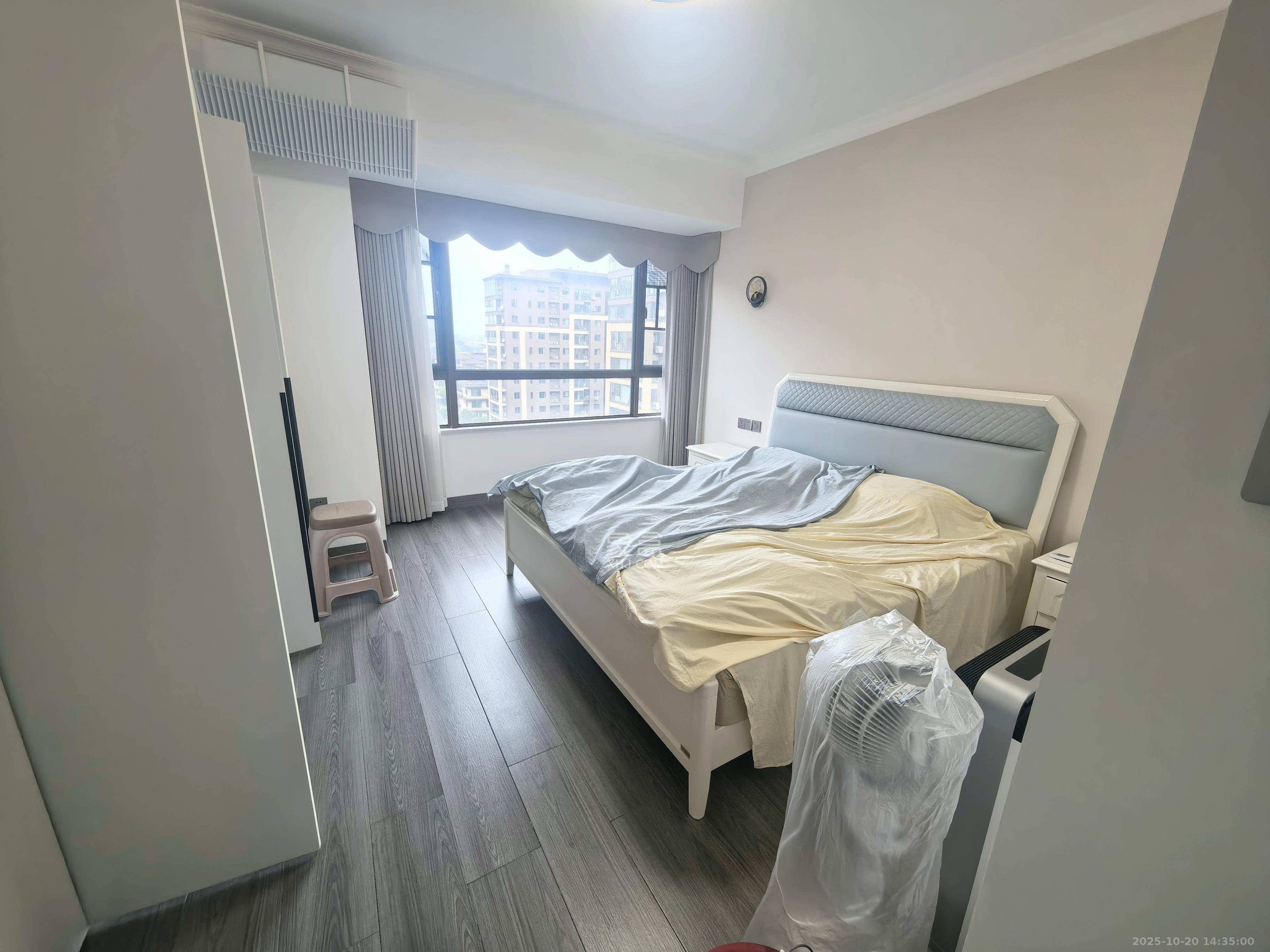 大唐印象三期御玺 3室2厅2卫 3500.0元/月 大唐印象三期御玺 3室2厅2卫 3500.0元/月室内图