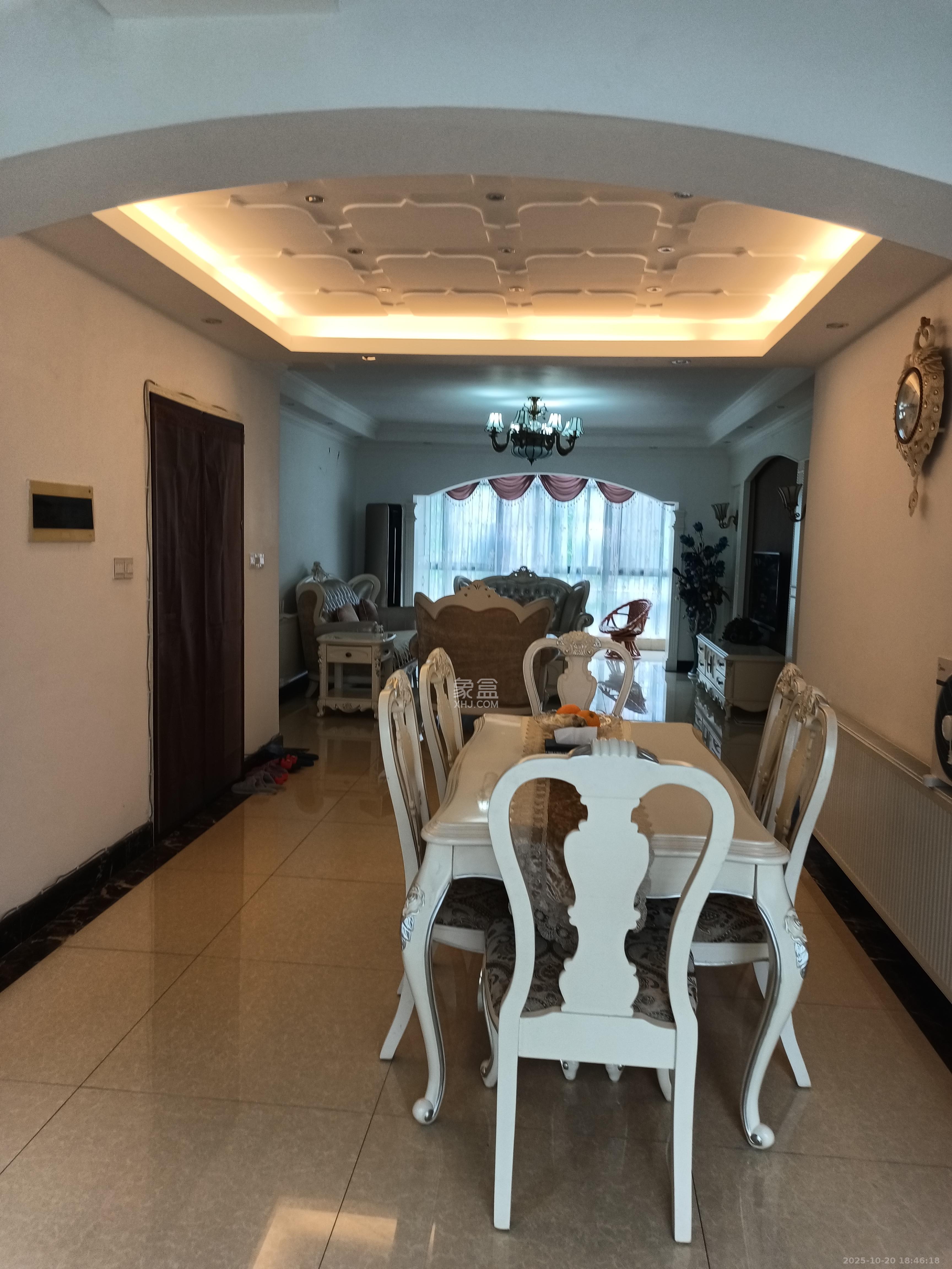 茂华国际湘  4室2厅2卫    3800.0元/月 茂华国际湘  4室2厅2卫    3800.0元/月