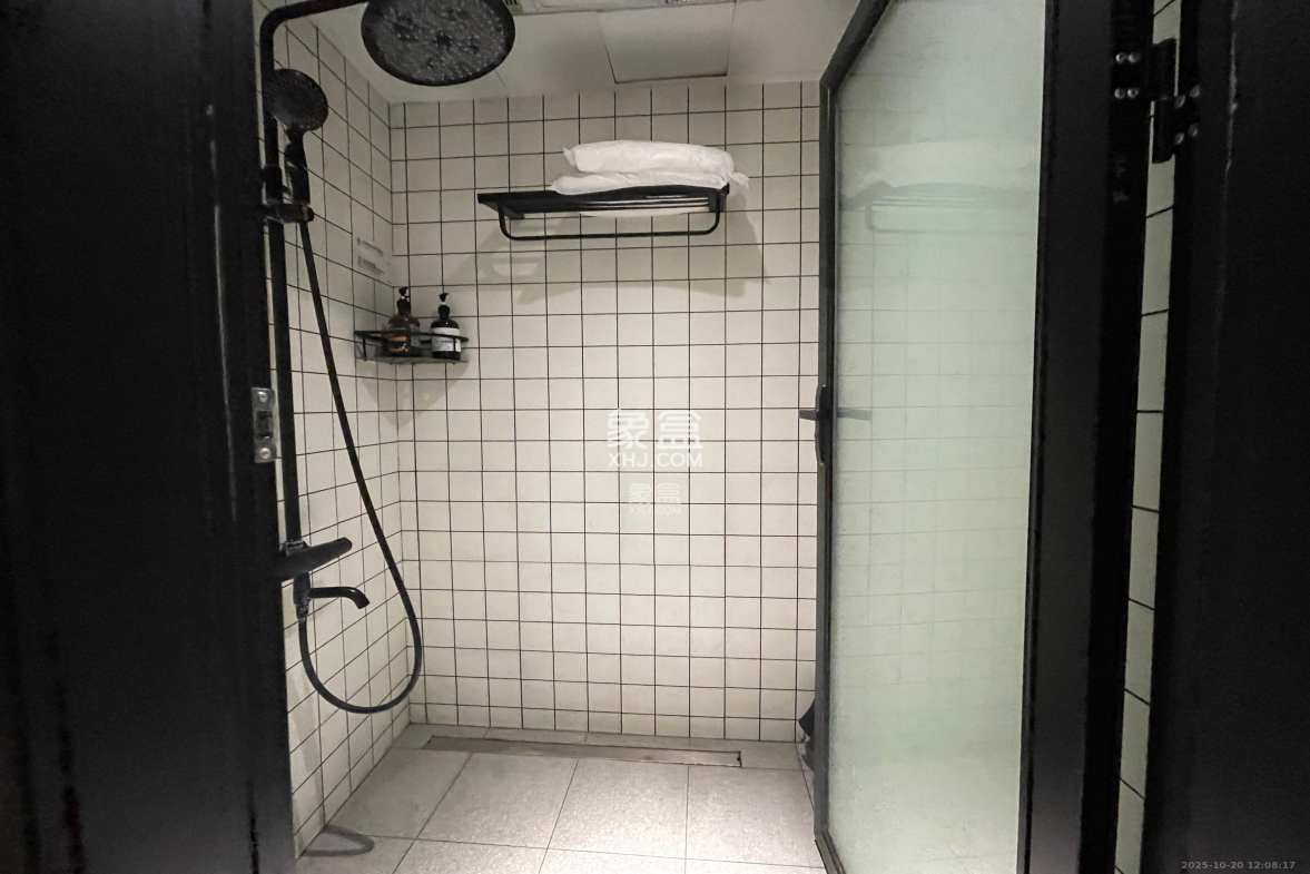 银轩铭誉(四海怡家) 1室1厅1卫 1500.0元/月 银轩铭誉(四海怡家) 1室1厅1卫 1500.0元/月室内图