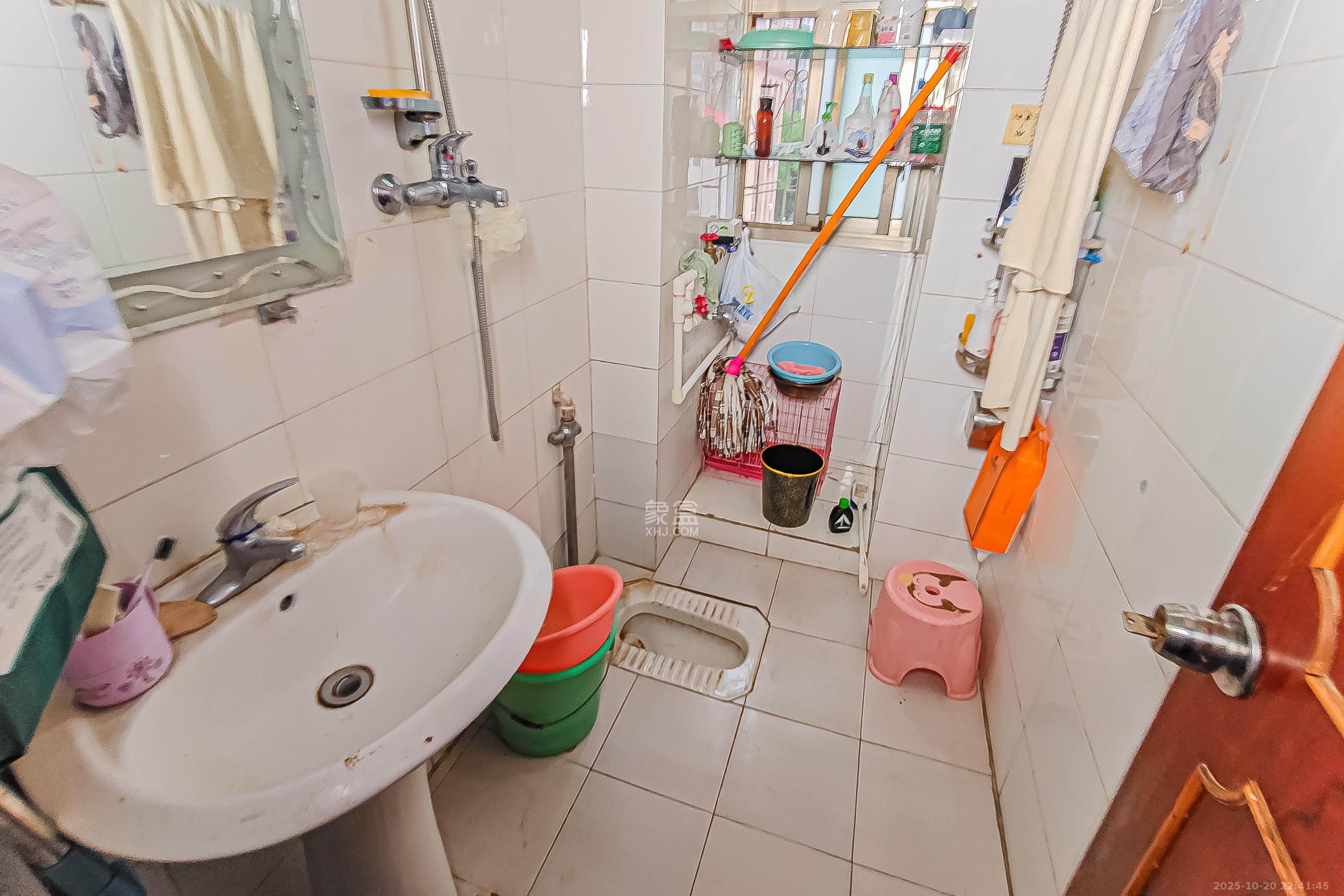 上工商银行宿舍 2室2厅1卫 48.8万 上工商银行宿舍 2室2厅1卫 48.8万卫生间