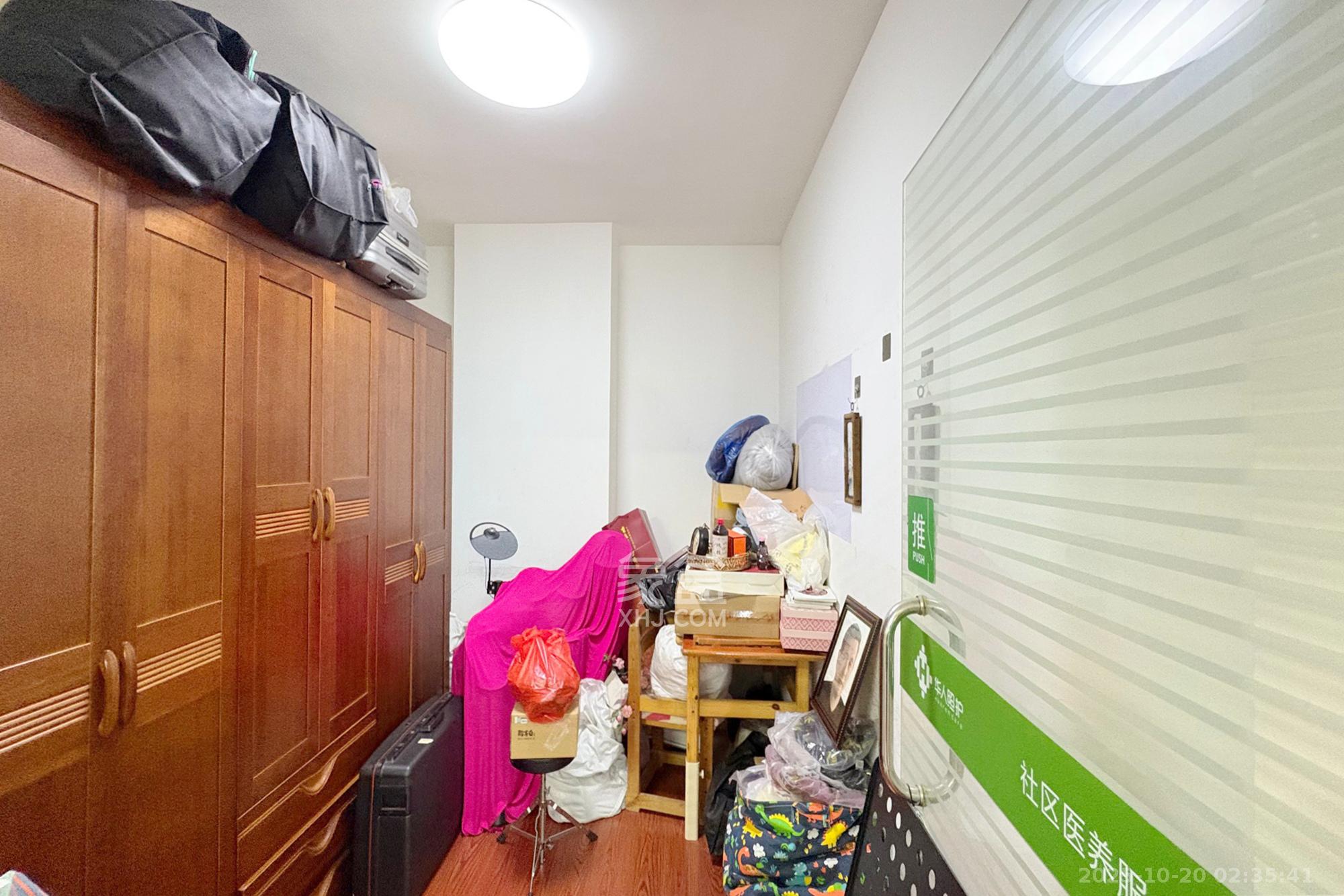 华天新城  4室1厅2卫    120.0万 华天新城  4室1厅2卫    120.0万其他