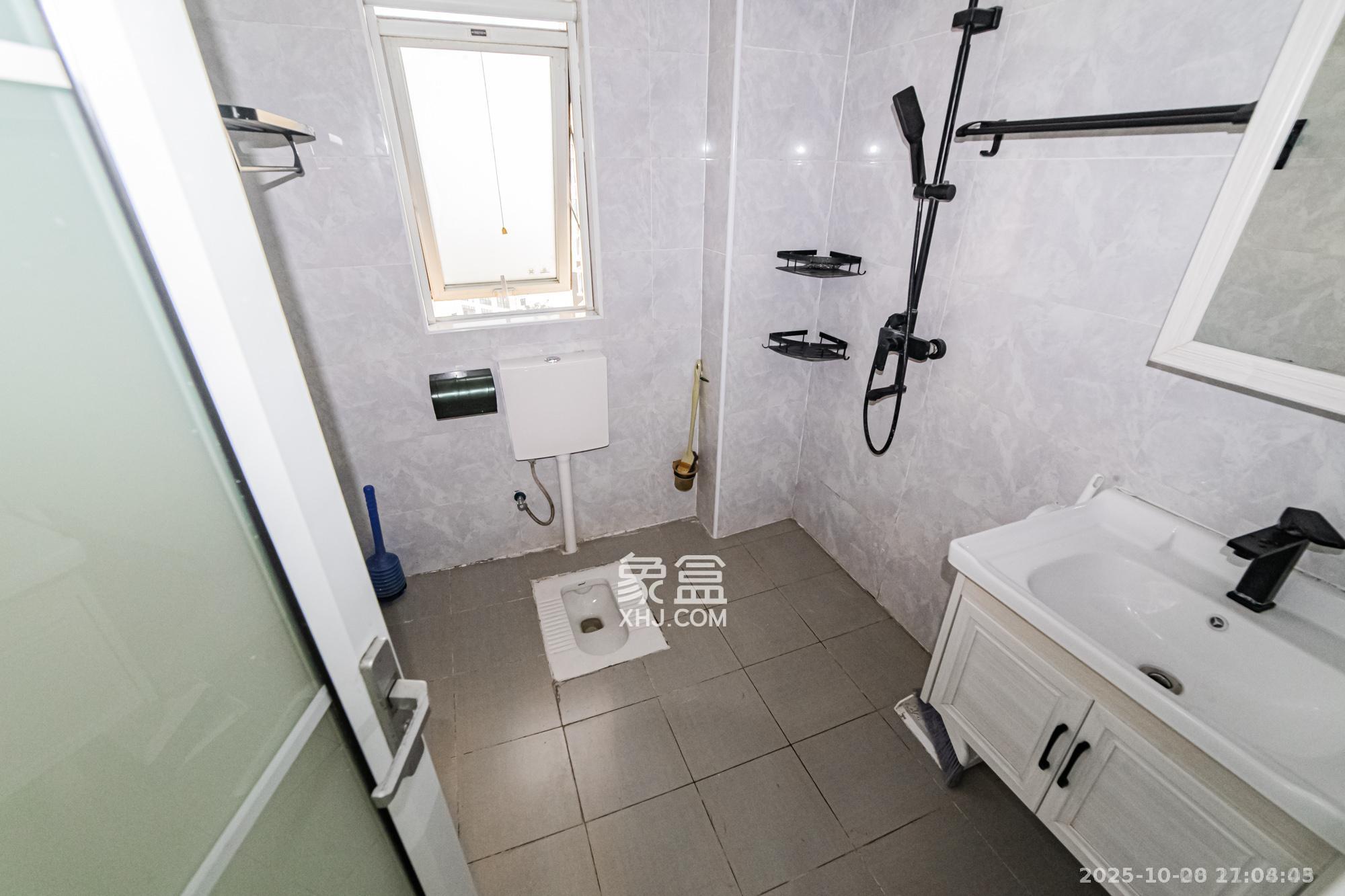 北辰三角洲C3区  3室2厅1卫    3600.0元/月室内图