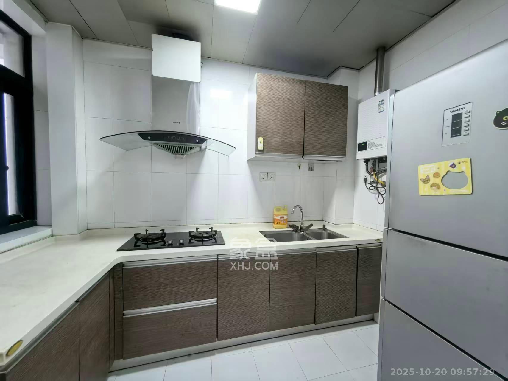 浏阳河畔家园  2室1厅1卫    2200.0元/月室内图