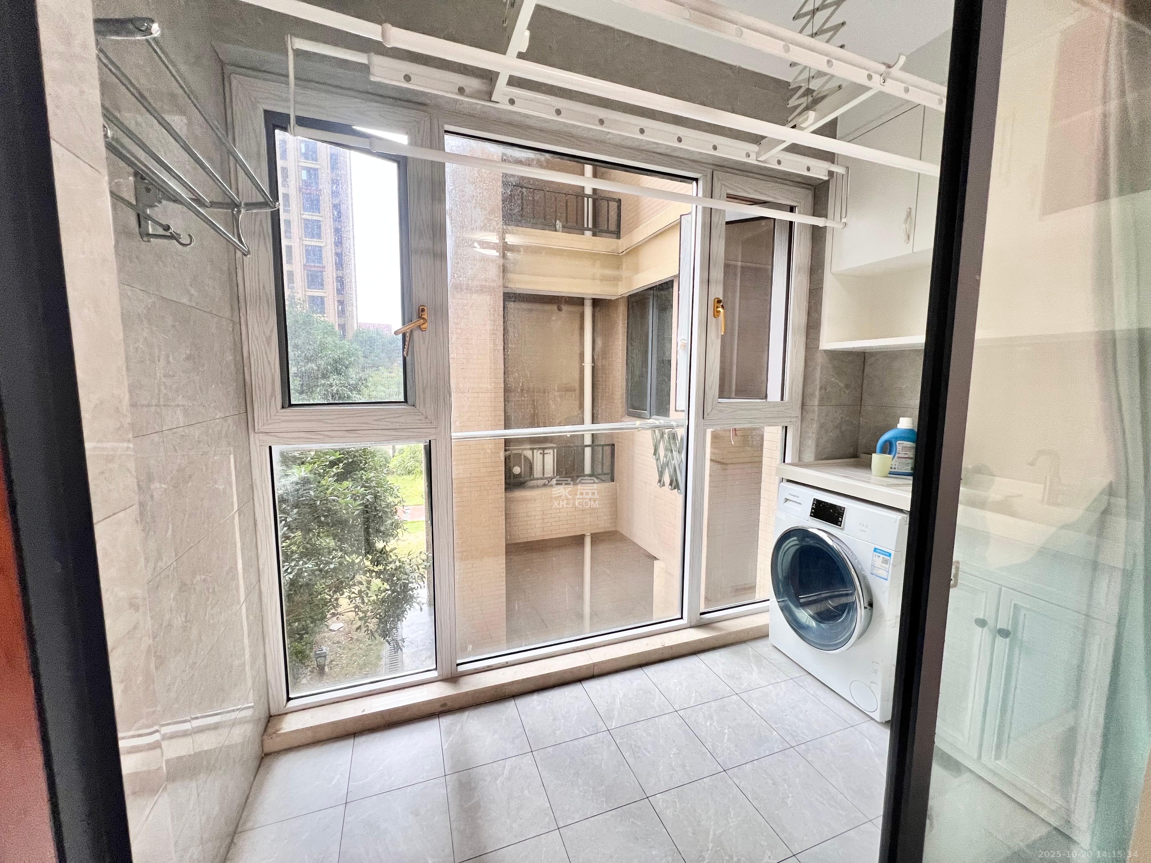 红星国际公馆 4室2厅1卫 3500.0元/月 红星国际公馆 4室2厅1卫 3500.0元/月室内图