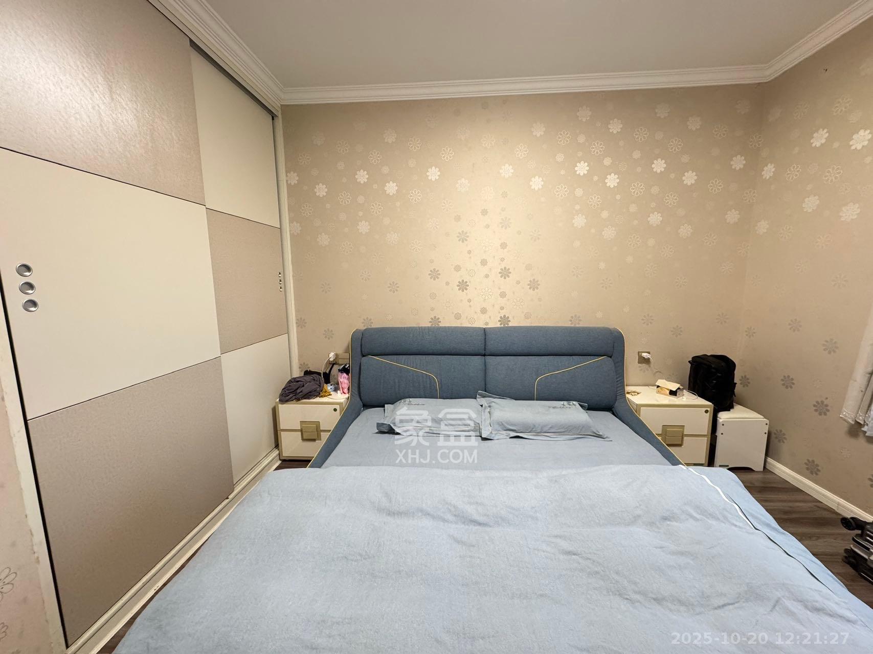 荣盛花语城  1室0厅0卫    2600.0元/月 荣盛花语城  1室0厅0卫    2600.0元/月室内图