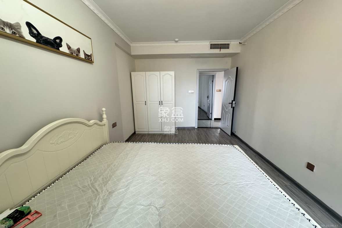 北辰三角洲C3区  5室2厅2卫    5800.0元/月 北辰三角洲C3区  5室2厅2卫    5800.0元/月室内图