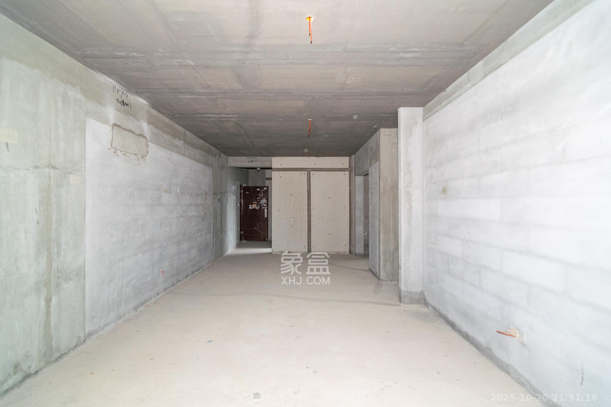 长沙中交城  4室2厅1卫    110.38万客厅