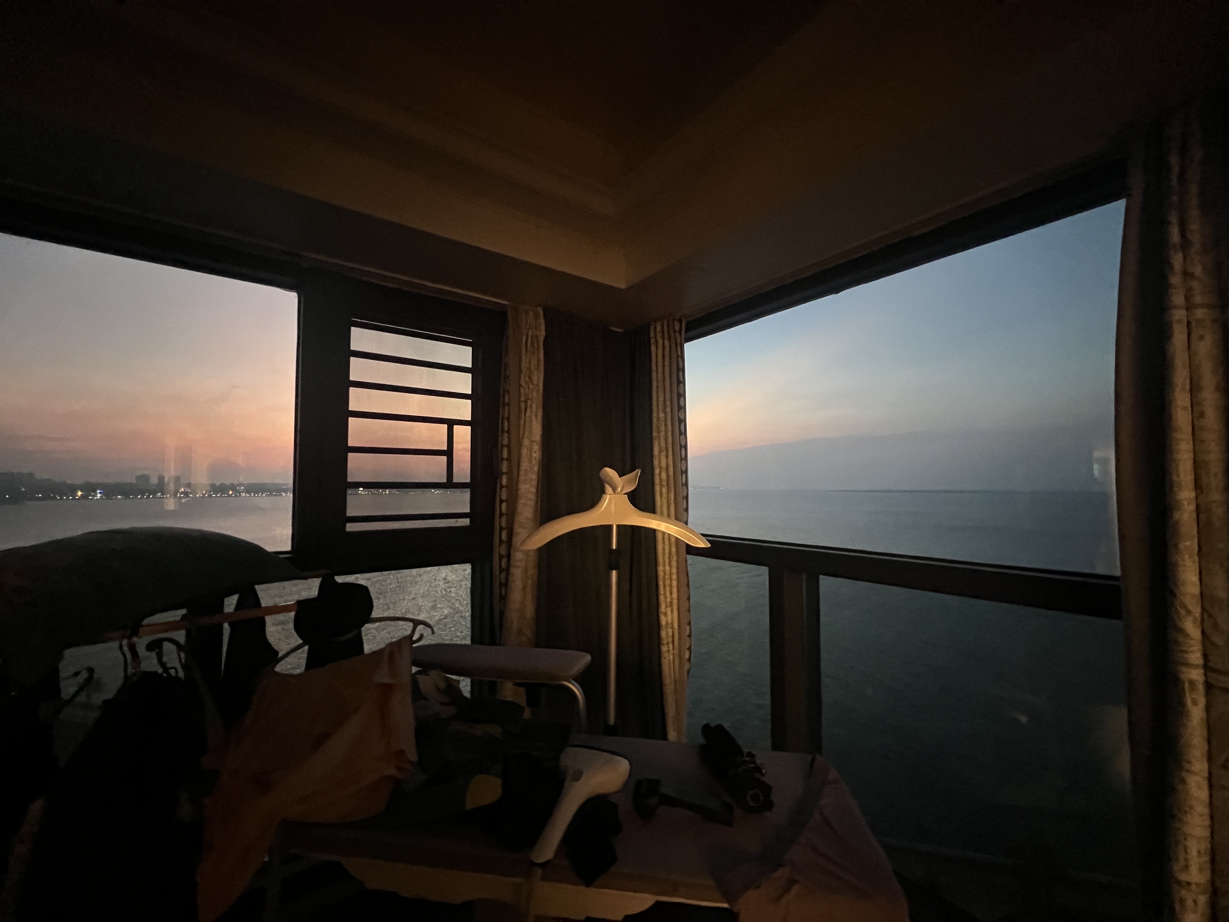 保利中央海岸四期（淳境、淳域）  5室2厅3卫    13000.0元/月室内图