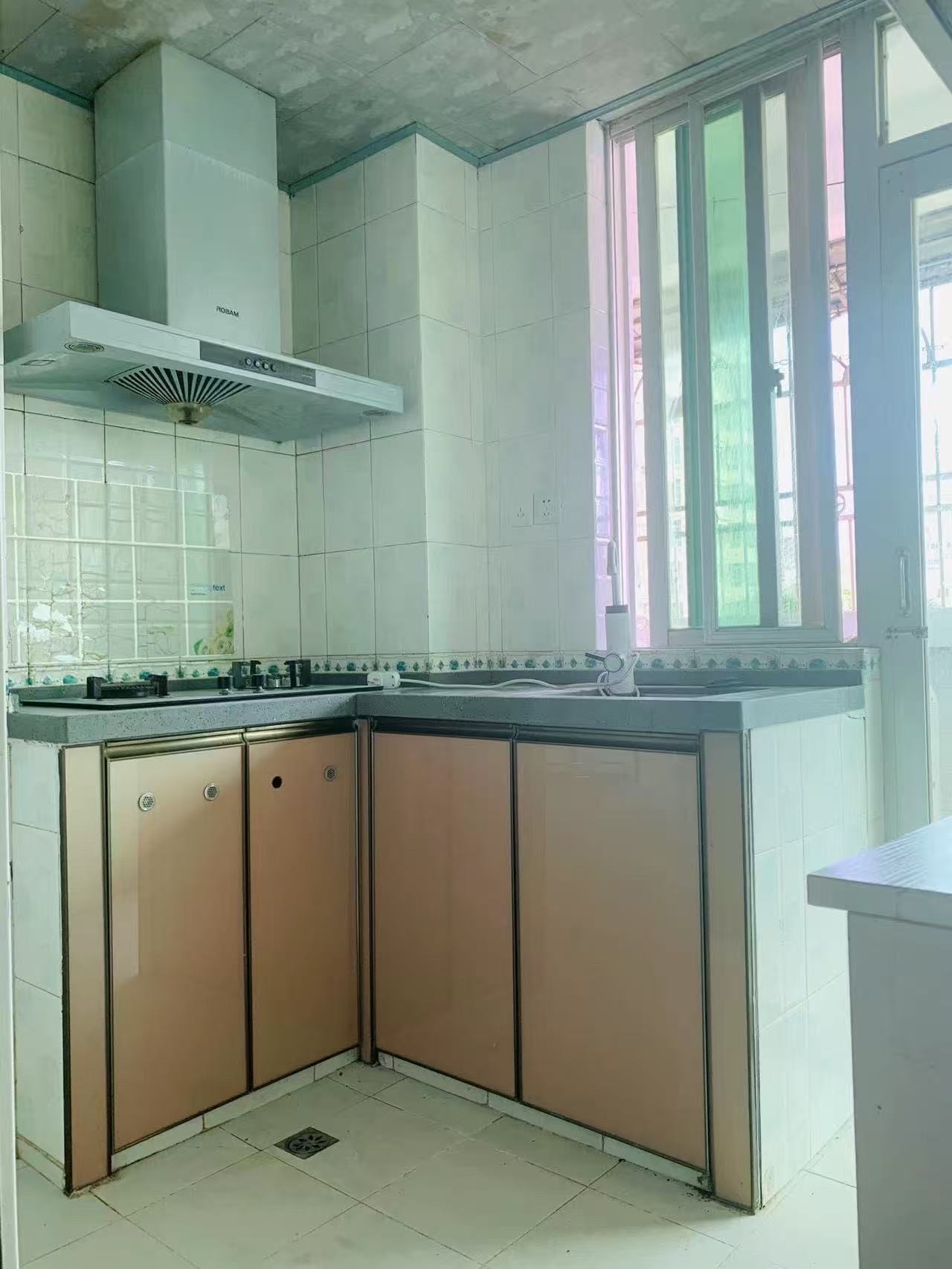 信力花苑 3室2厅1卫 3000.0元/月 信力花苑 3室2厅1卫 3000.0元/月室内图