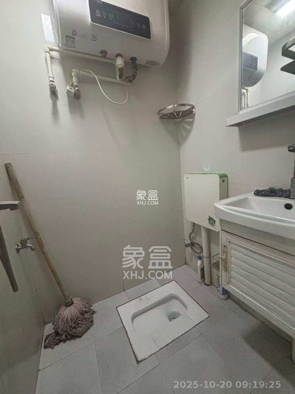 凯通国际城(凯通朝庭)  1室1厅1卫    1350.0元/月 凯通国际城(凯通朝庭)  1室1厅1卫    1350.0元/月室内图