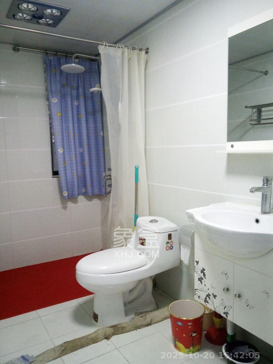 长房时代城 3室2厅1卫 2000.0元/月 长房时代城 3室2厅1卫 2000.0元/月室内图