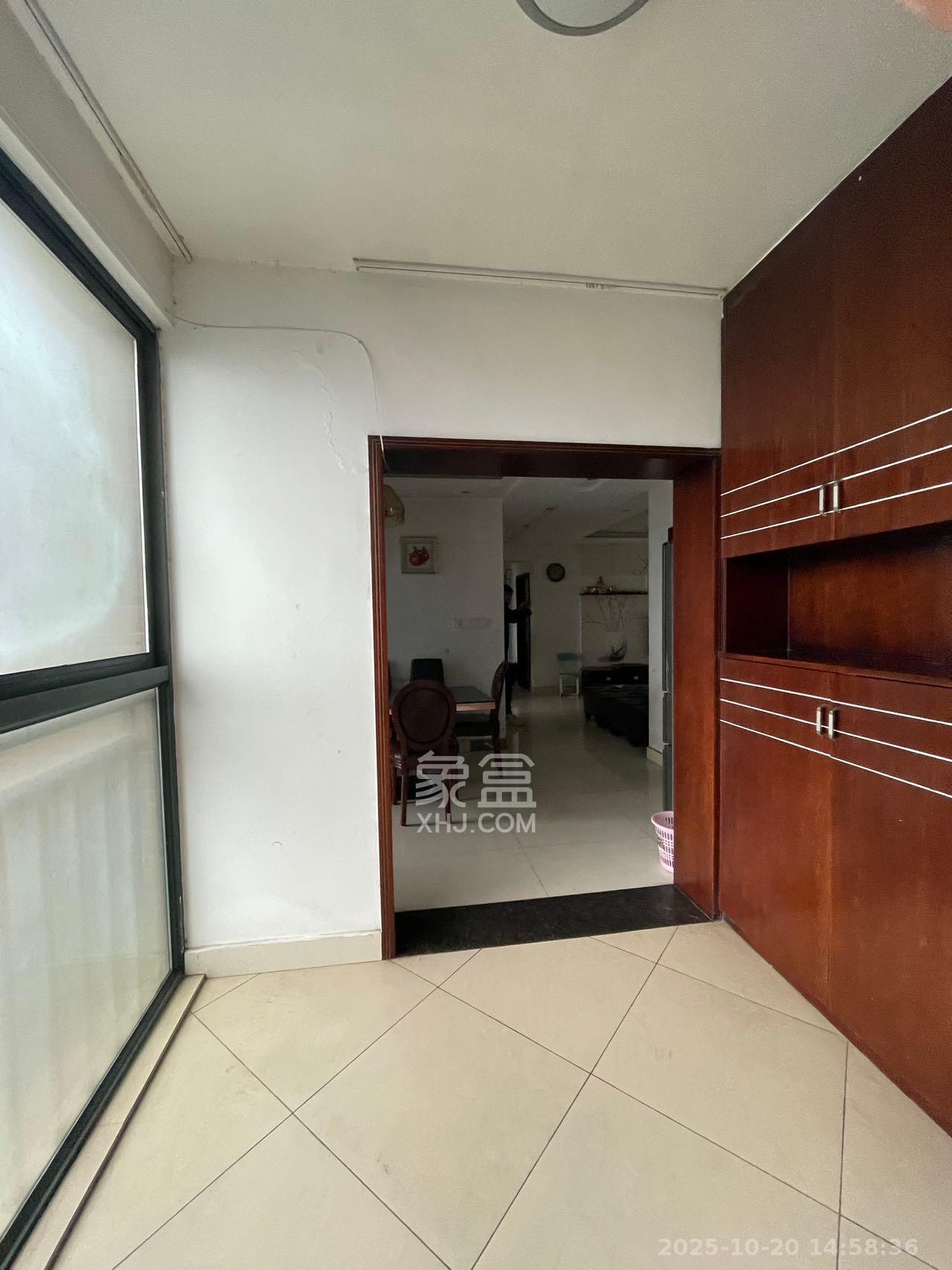 圆梦完美生活  3室2厅2卫    2100.0元/月室内图