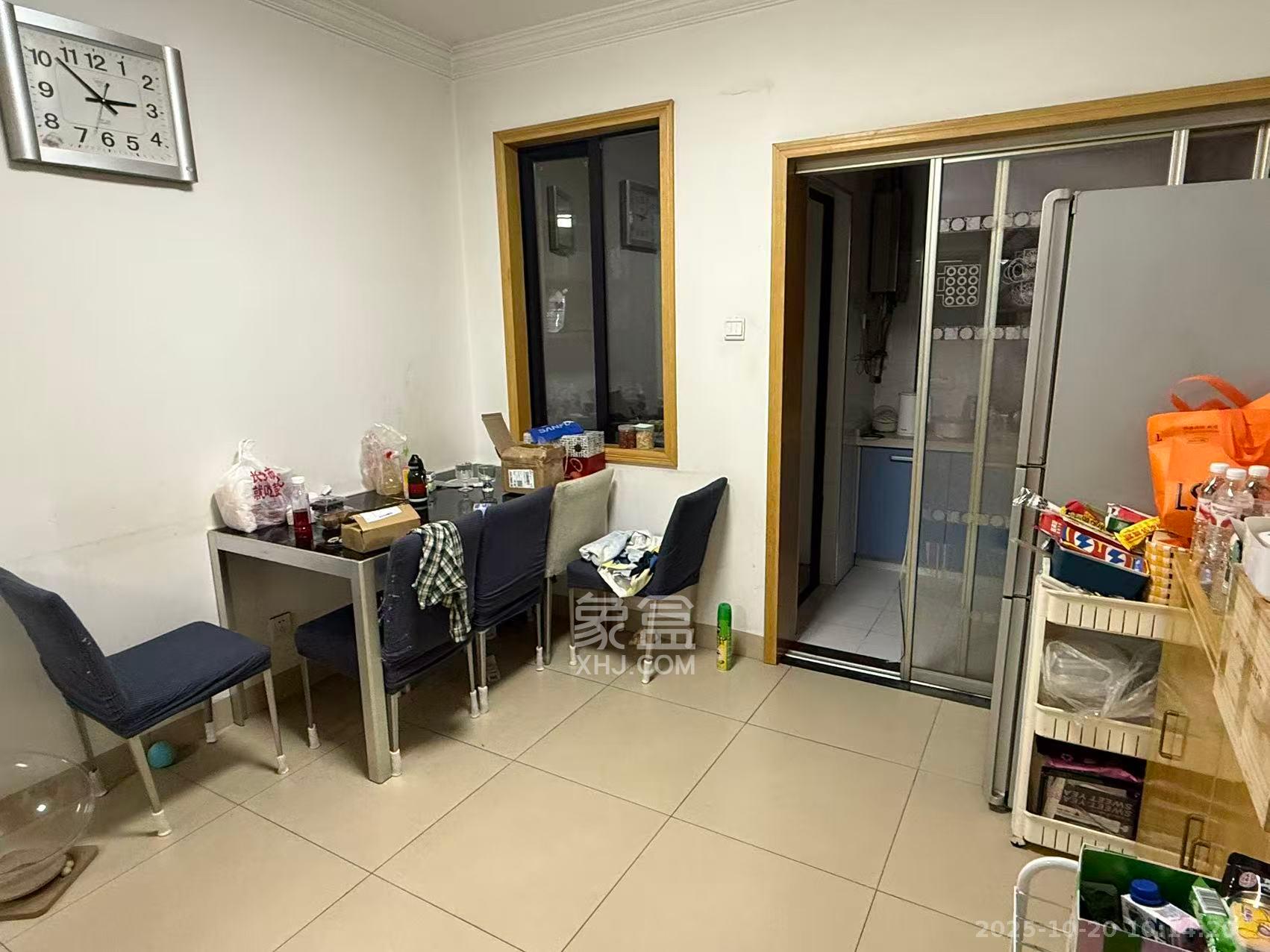 三江花中城  2室2厅1卫    2100.0元/月室内图