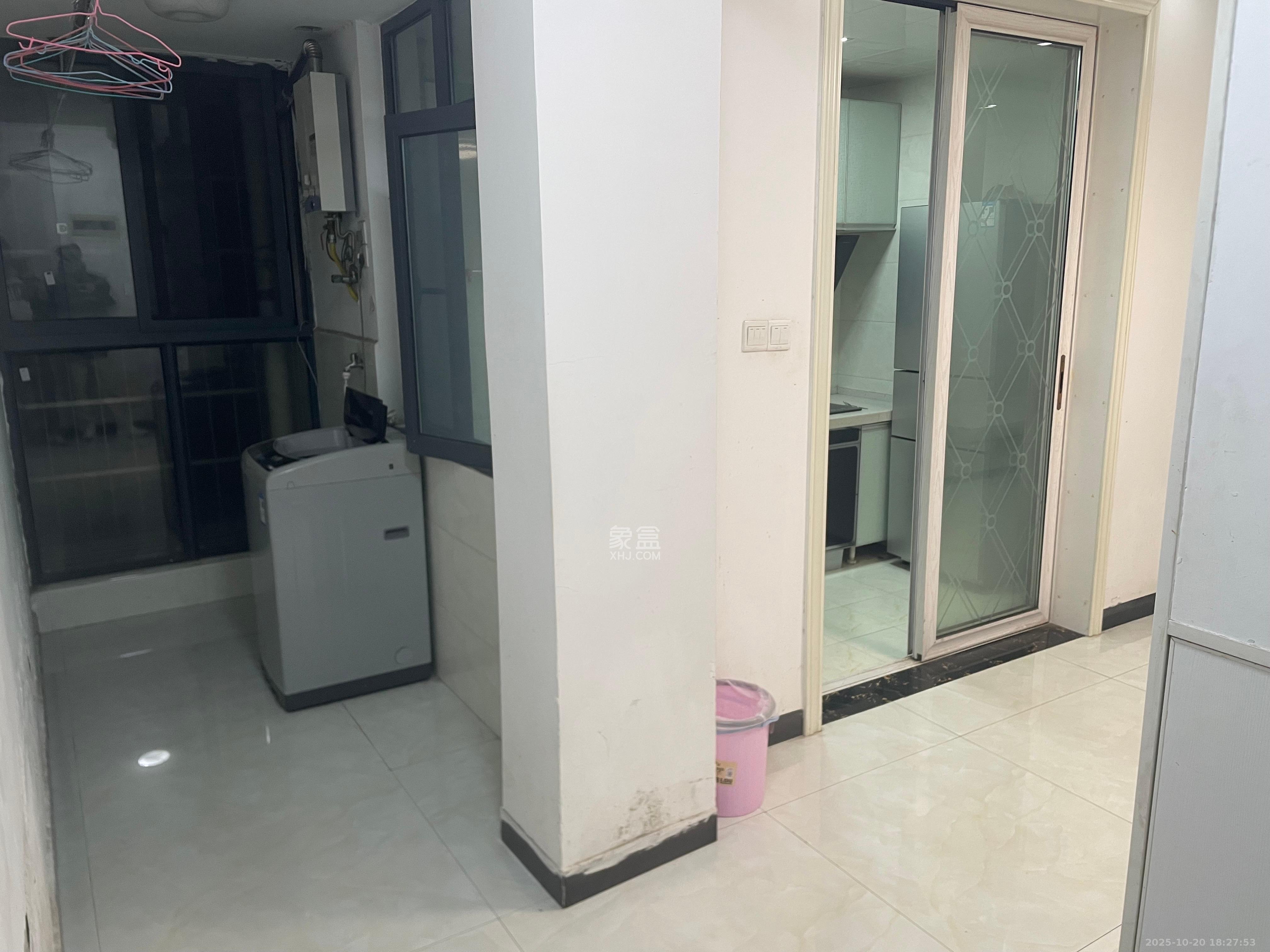 梅溪峰汇（房聚梅溪壹中心）  3室1厅1卫    2400.0元/月