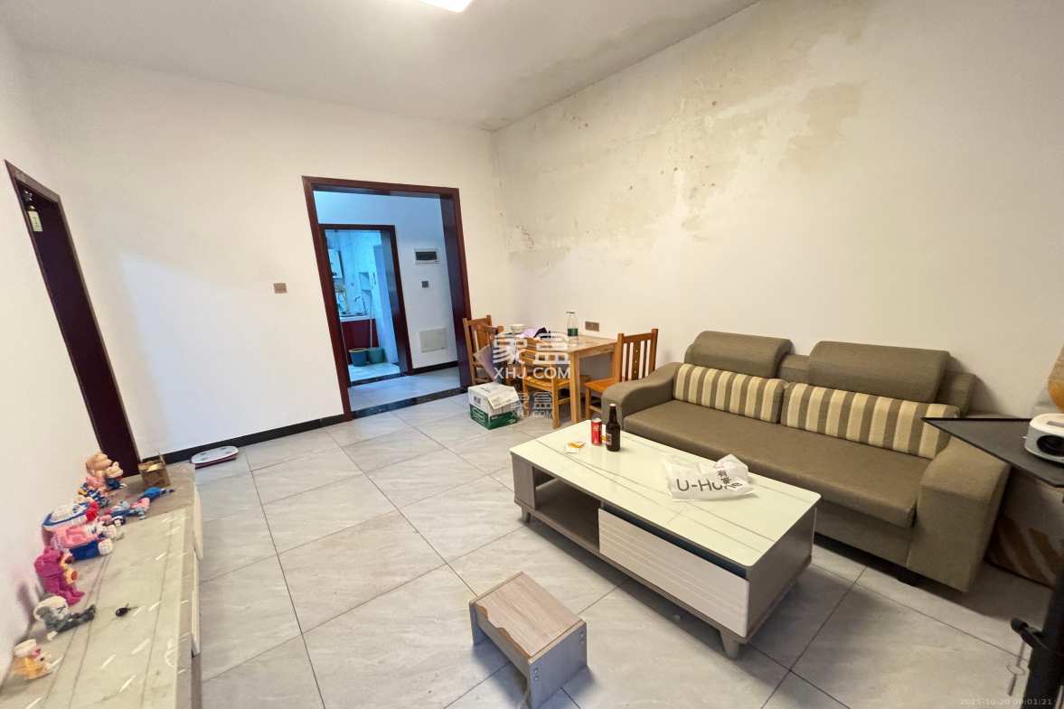 朝阳一、二村  2室1厅1卫    1900.0元/月 朝阳一、二村  2室1厅1卫    1900.0元/月室内图