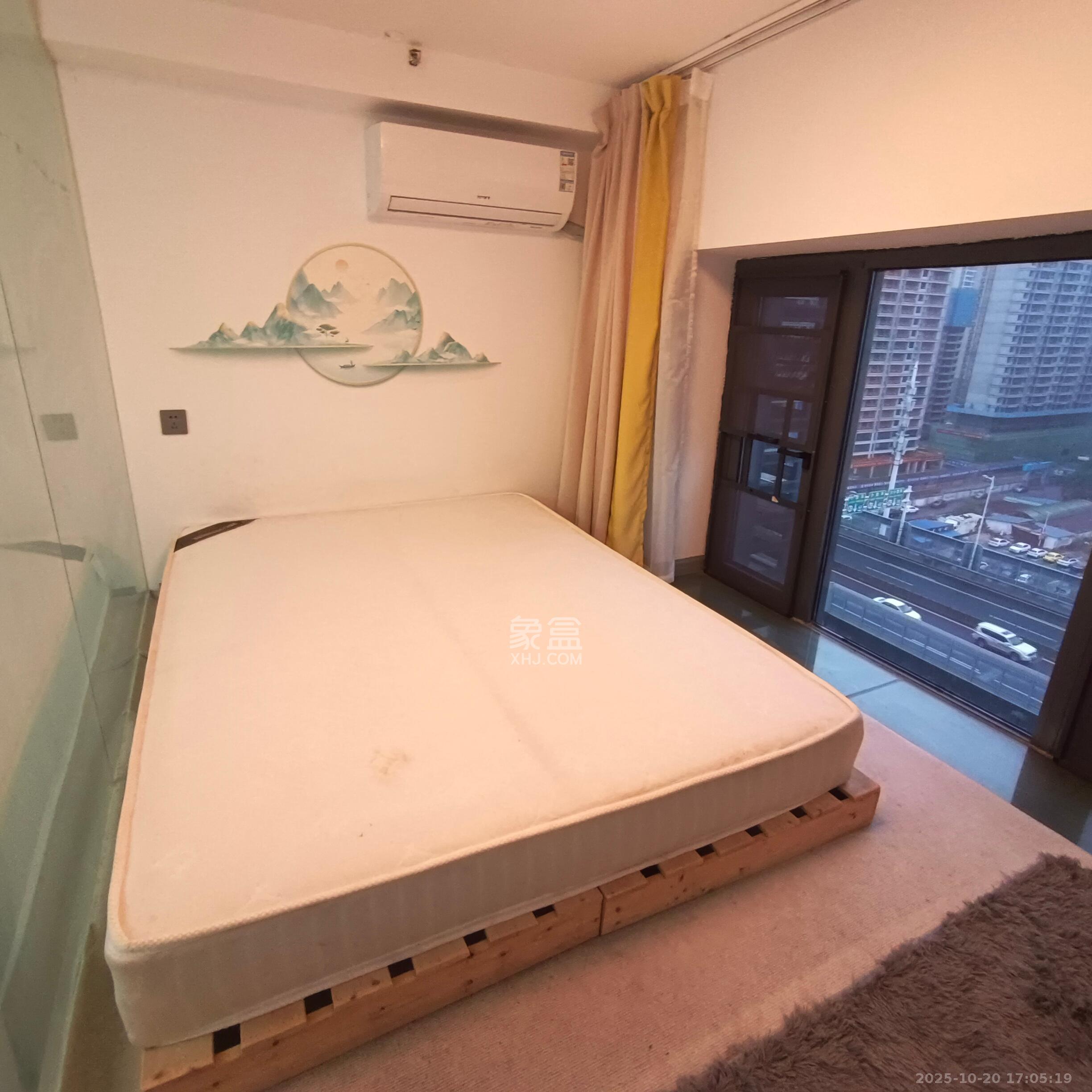 藏珑湖上公馆  2室1厅1卫    1900.0元/月 藏珑湖上公馆  2室1厅1卫    1900.0元/月室内图