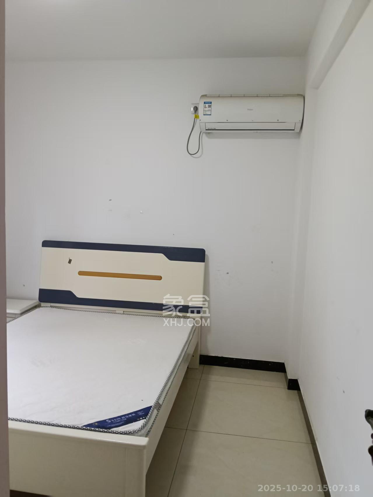 龙湖璟宸原著(龙湖紫宸)  4室2厅2卫    2500.0元/月 龙湖璟宸原著(龙湖紫宸)  4室2厅2卫    2500.0元/月室内图