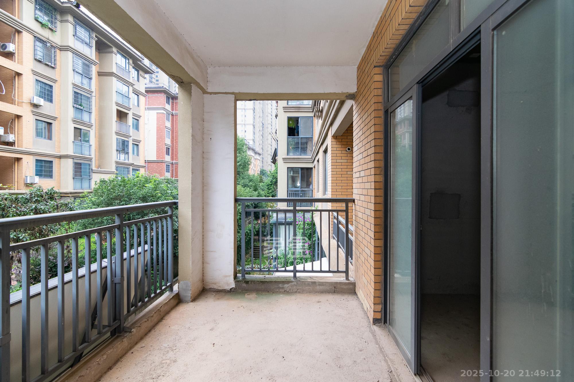 澳海月亮湾  3室2厅1卫    70.8万 澳海月亮湾  3室2厅1卫    70.8万阳台