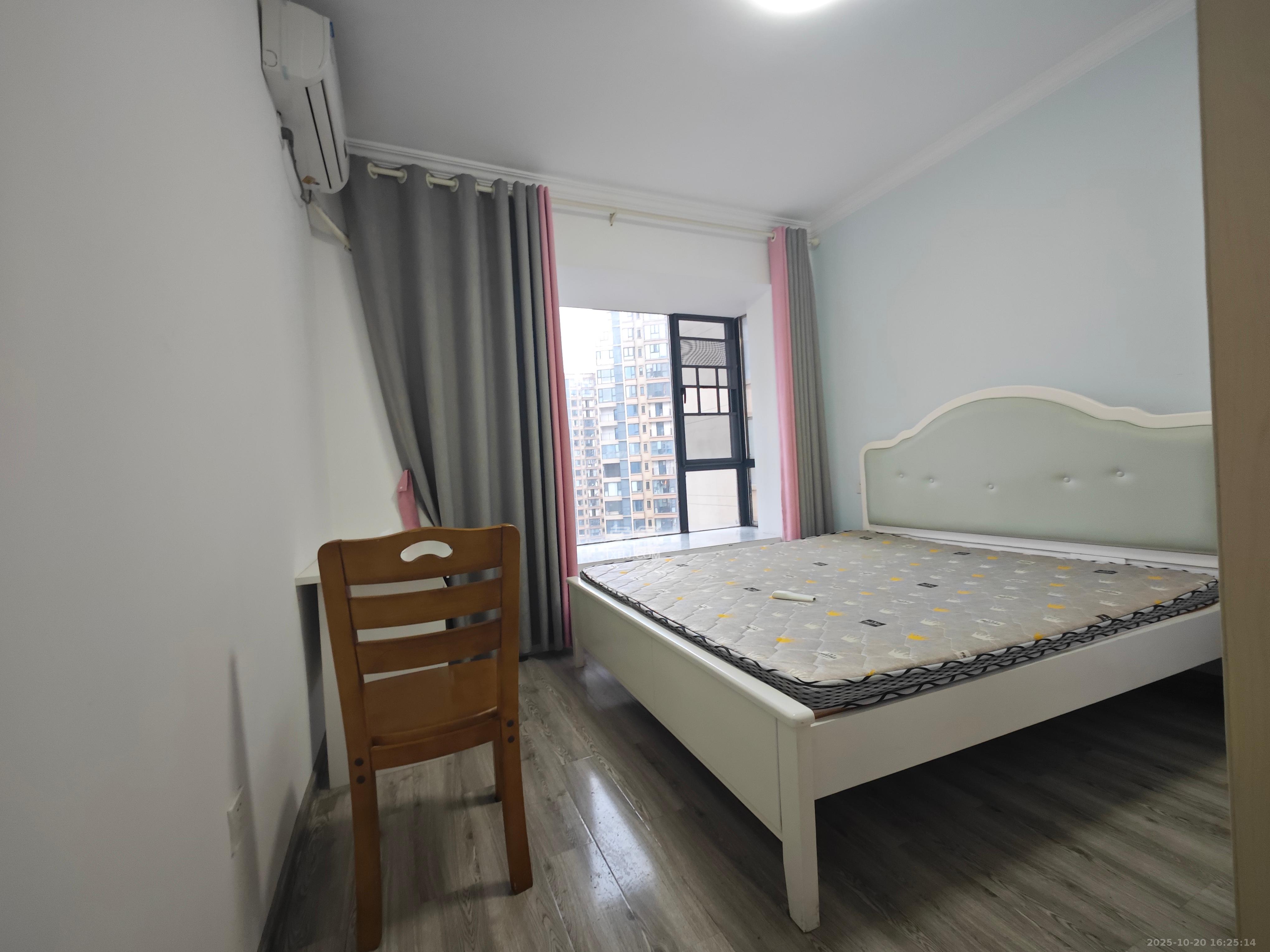 中建嘉和城  3室2厅2卫    2500.0元/月 中建嘉和城  3室2厅2卫    2500.0元/月室内图