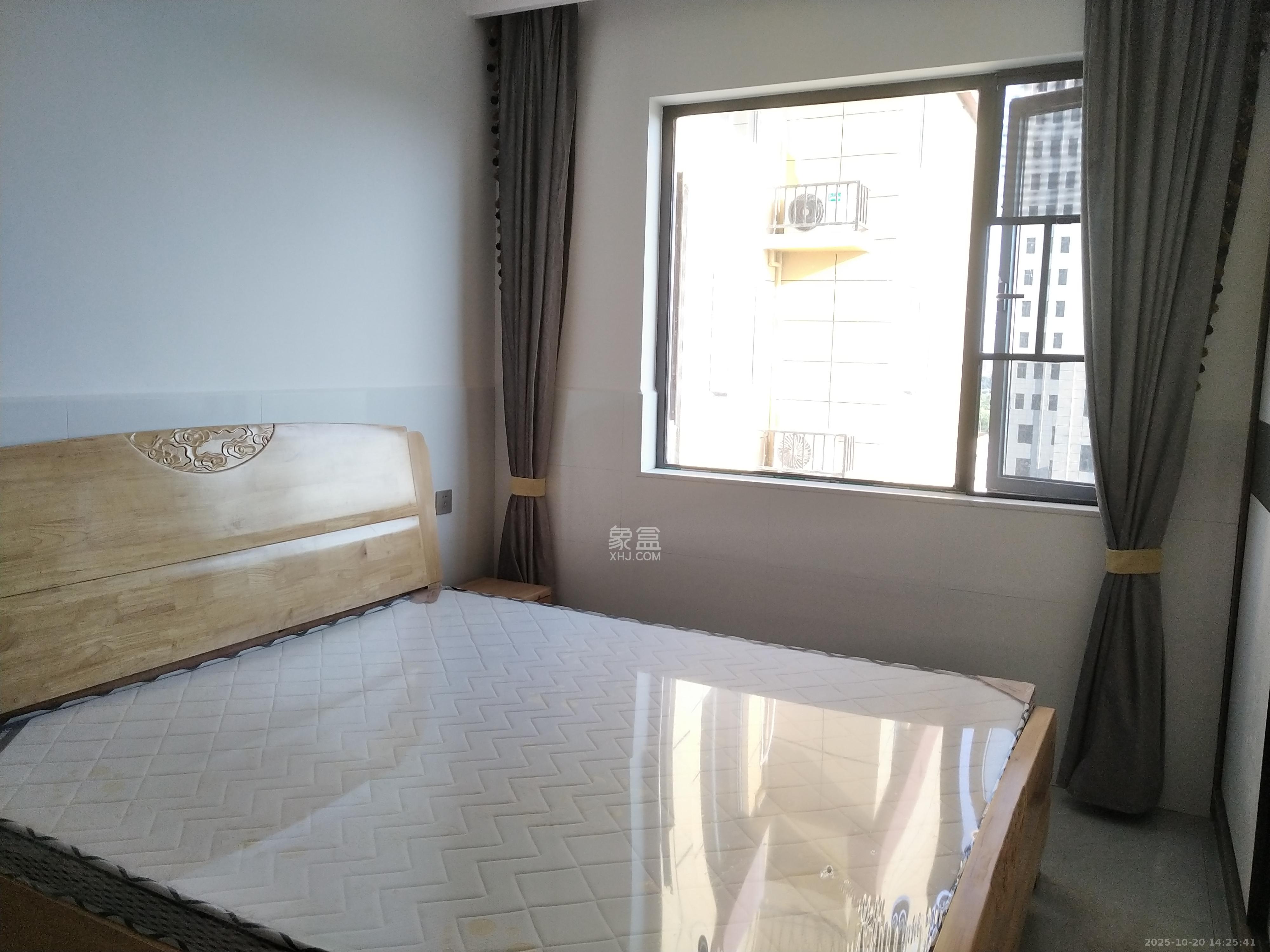 绿色金典  2室1厅1卫    1700.0元/月室内图