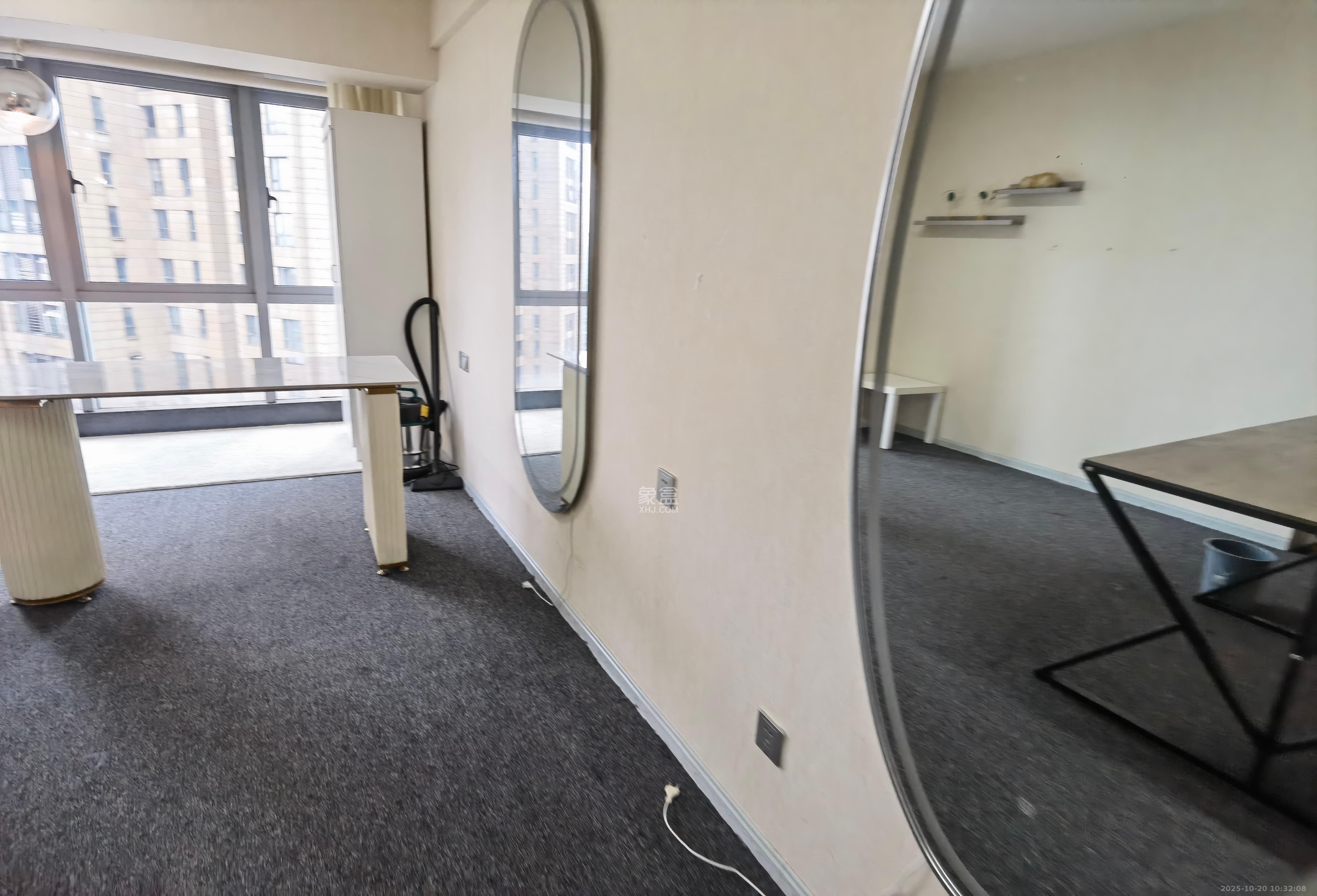 保利国际广场  1室1厅1卫    2000.0元/月室内图