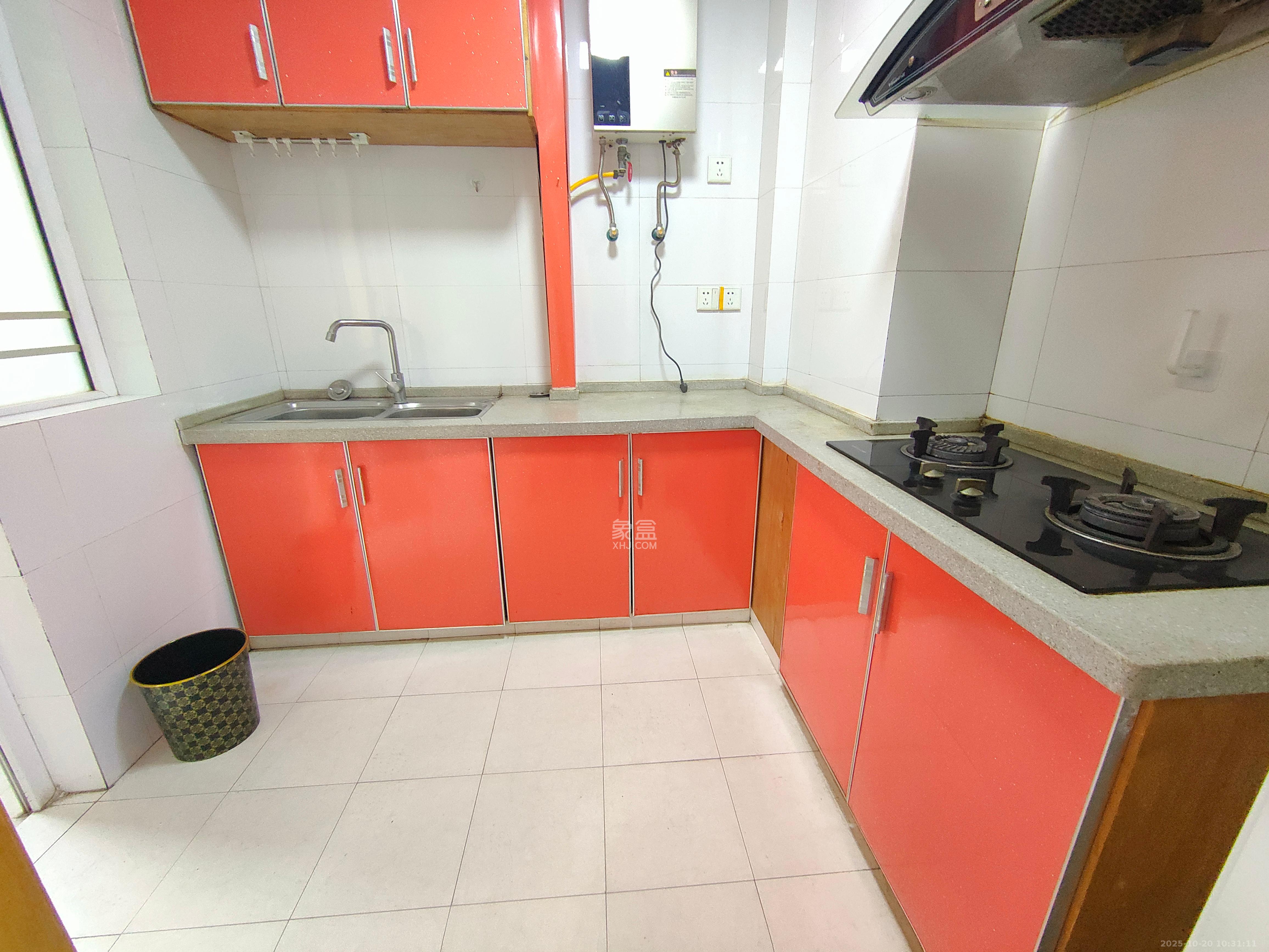 天城尚品  1室1厅1卫    1600.0元/月室内图