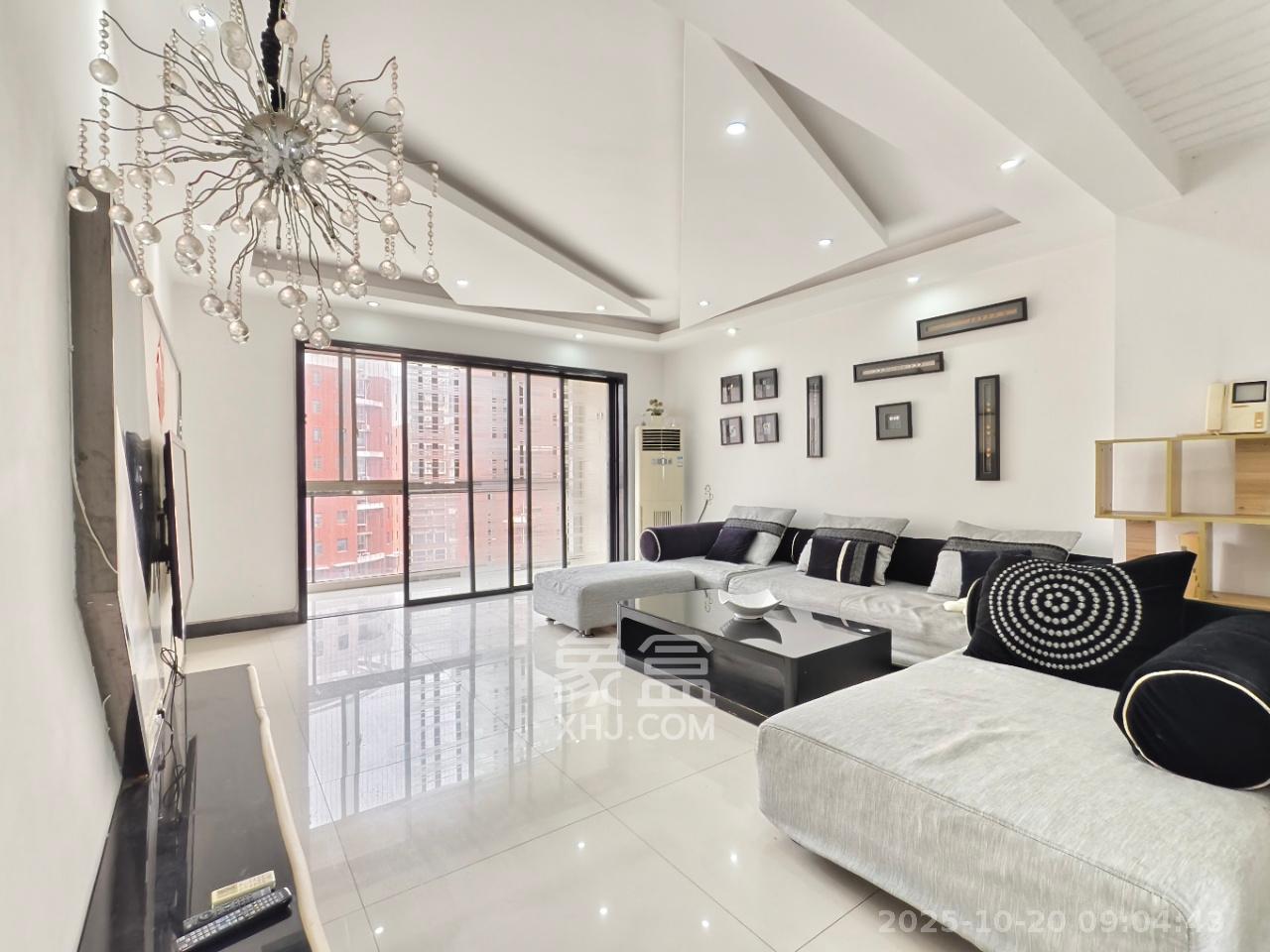 西岸润泽府  3室2厅2卫    3200.0元/月室内图