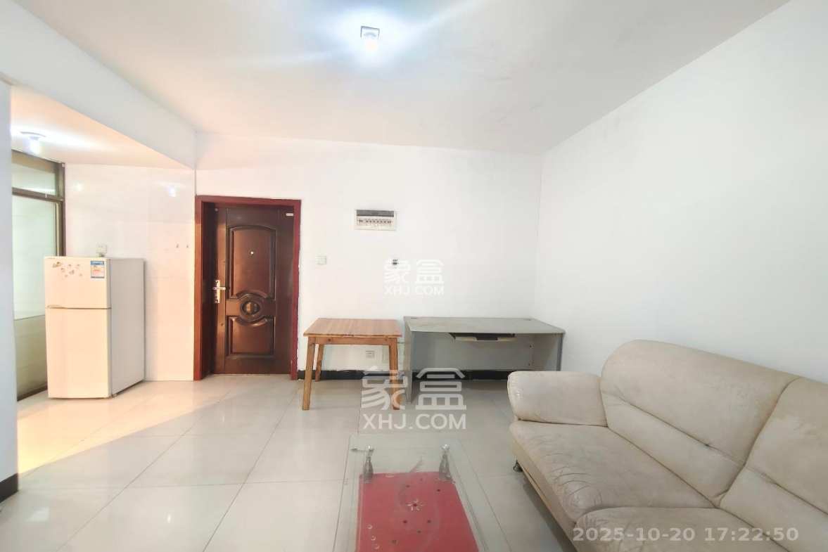 湖韵佳苑 2室1厅1卫 1800.0元/月 湖韵佳苑 2室1厅1卫 1800.0元/月室内图