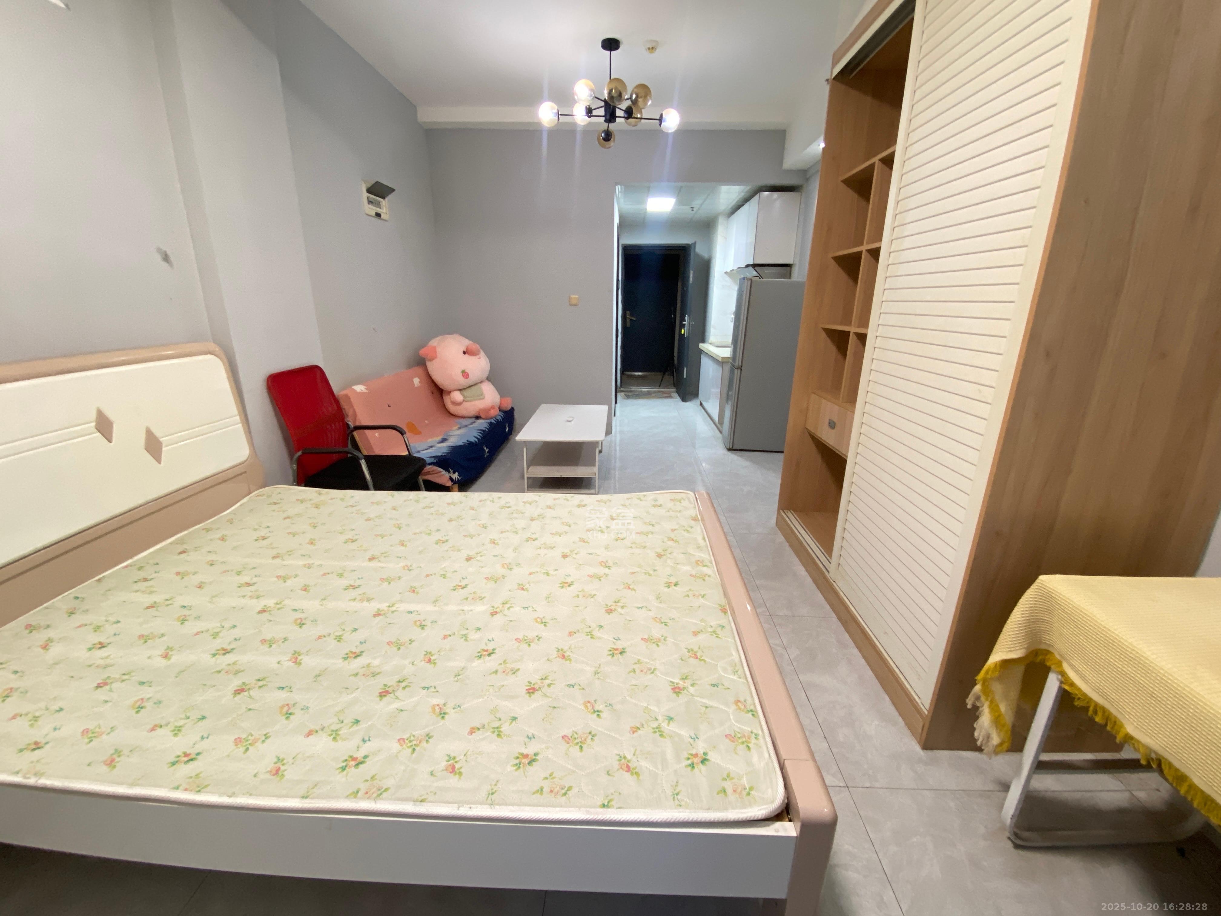 芙蓉万国城MOMA(卓越汇富苑) 1室0厅0卫 1300.0元/月 芙蓉万国城MOMA(卓越汇富苑) 1室0厅0卫 1300.0元/月室内图