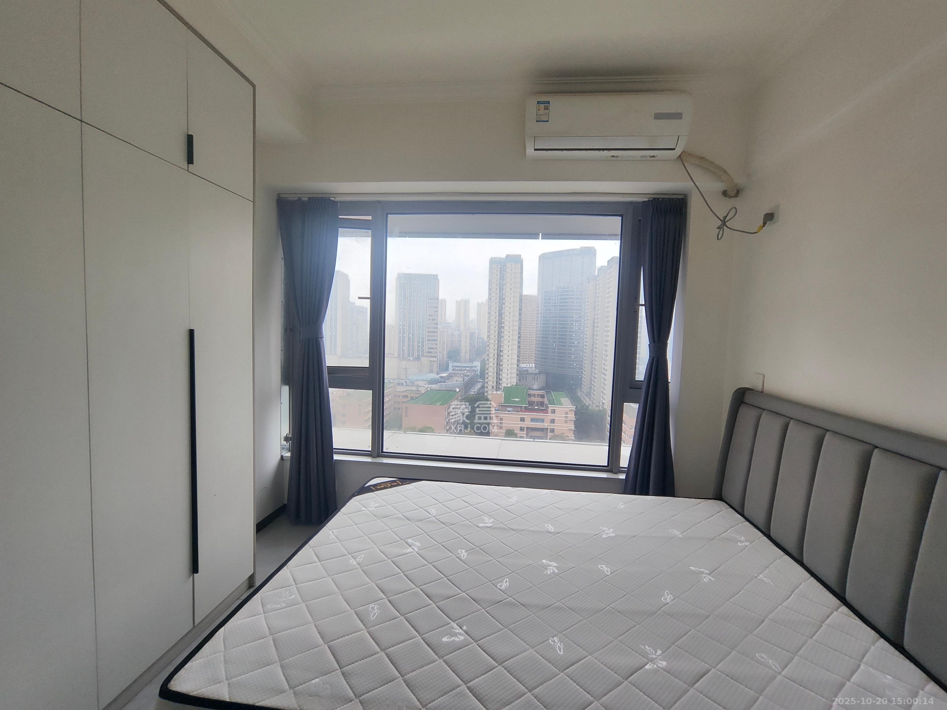 保利天禧EF区  1室0厅0卫    1800.0元/月室内图