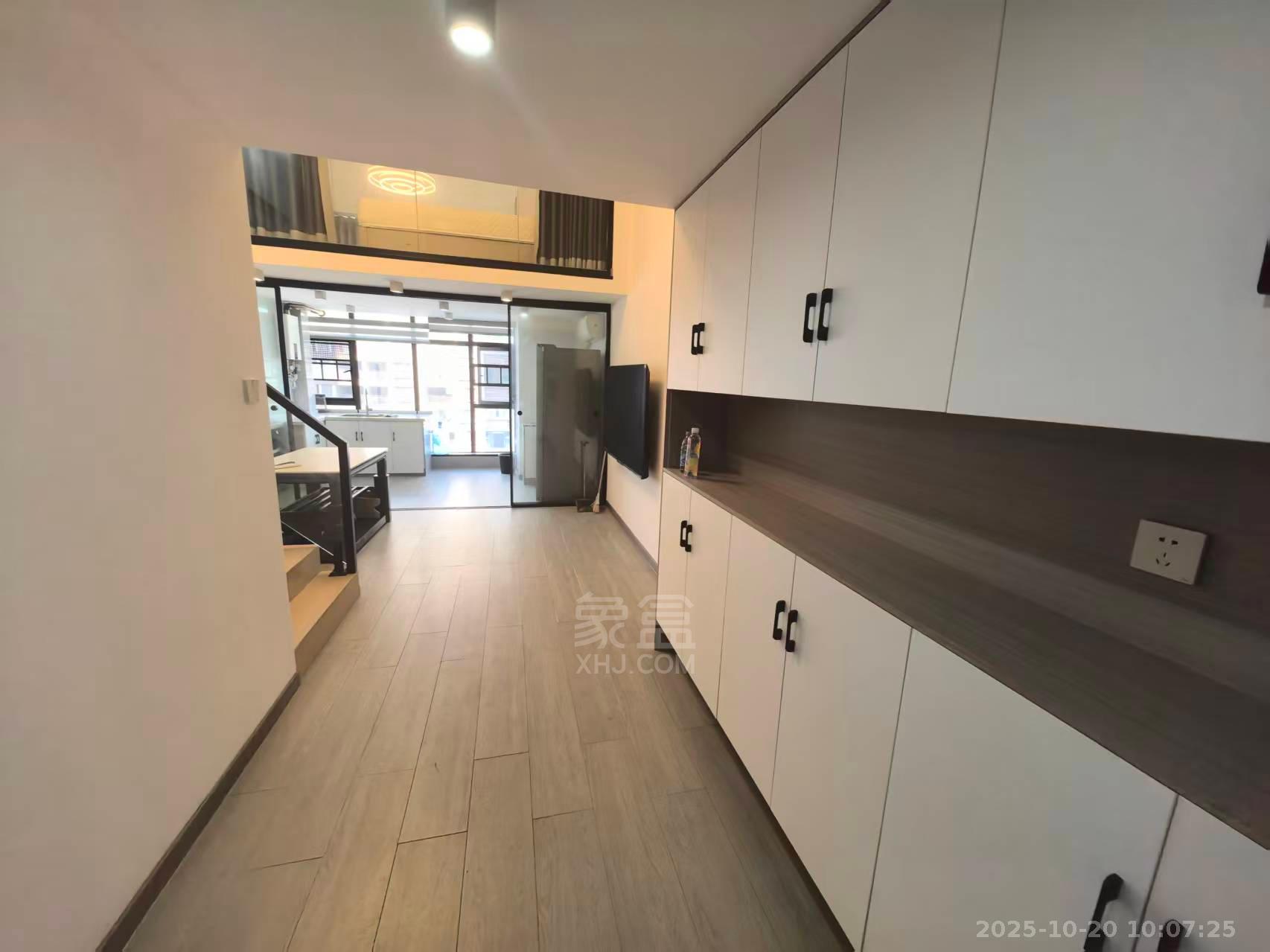 亿都晴天里 2室1厅1卫 1500.0元/月 亿都晴天里 2室1厅1卫 1500.0元/月室内图