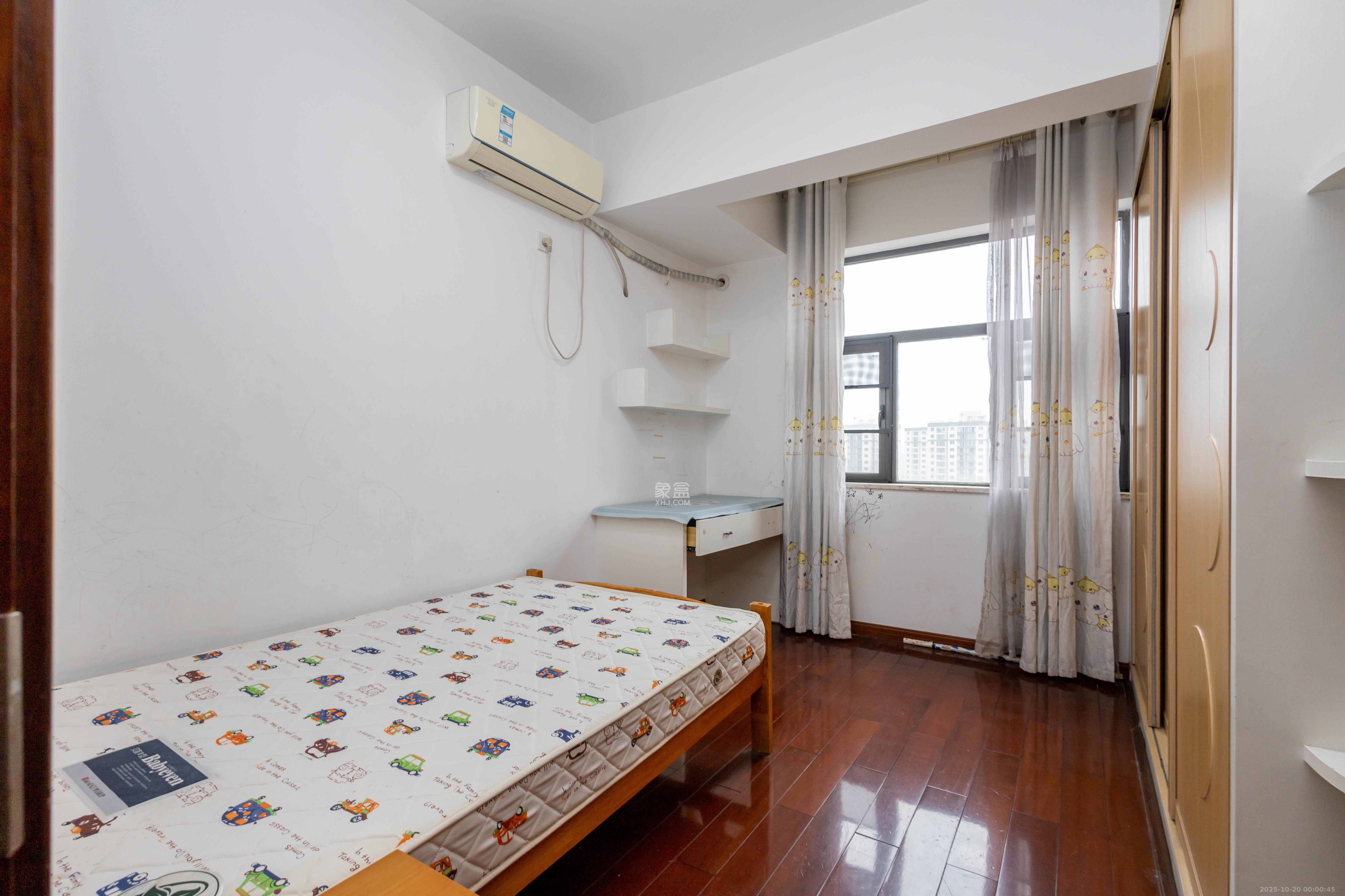 中房瑞致国际 3室2厅2卫 96.0万 中房瑞致国际 3室2厅2卫 96.0万卧室