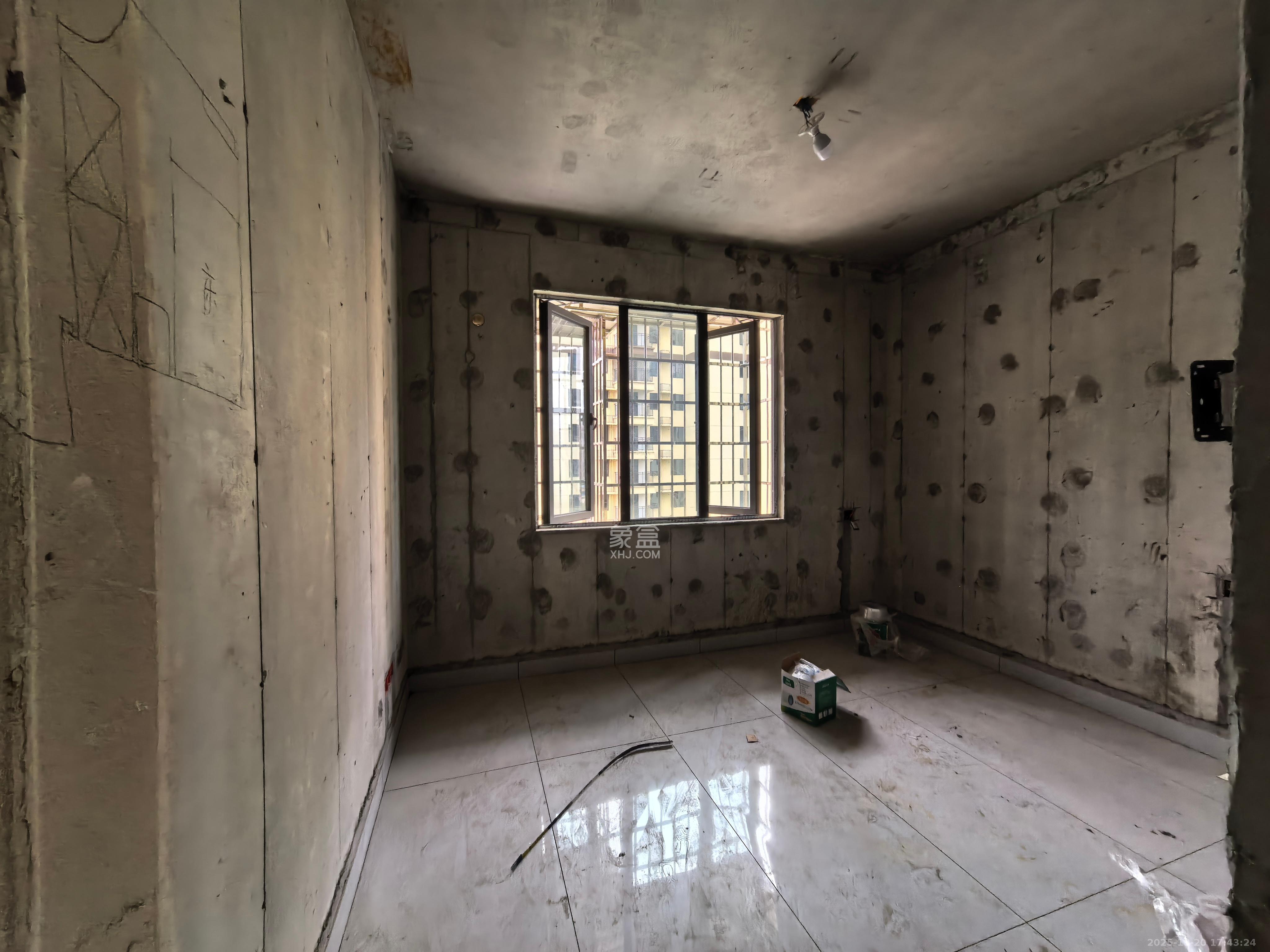 望远嘉苑  2室1厅1卫    2100.0元/月 望远嘉苑  2室1厅1卫    2100.0元/月室内图