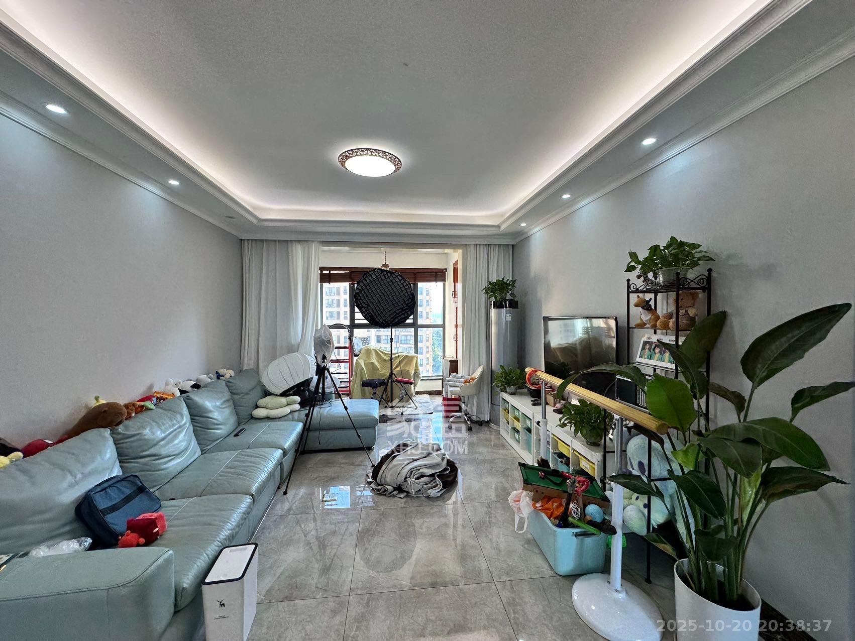 五矿万境水岸二期(五矿万境水岸和苑)  3室1厅1卫    2800.0元/月 五矿万境水岸二期(五矿万境水岸和苑)  3室1厅1卫    2800.0元/月