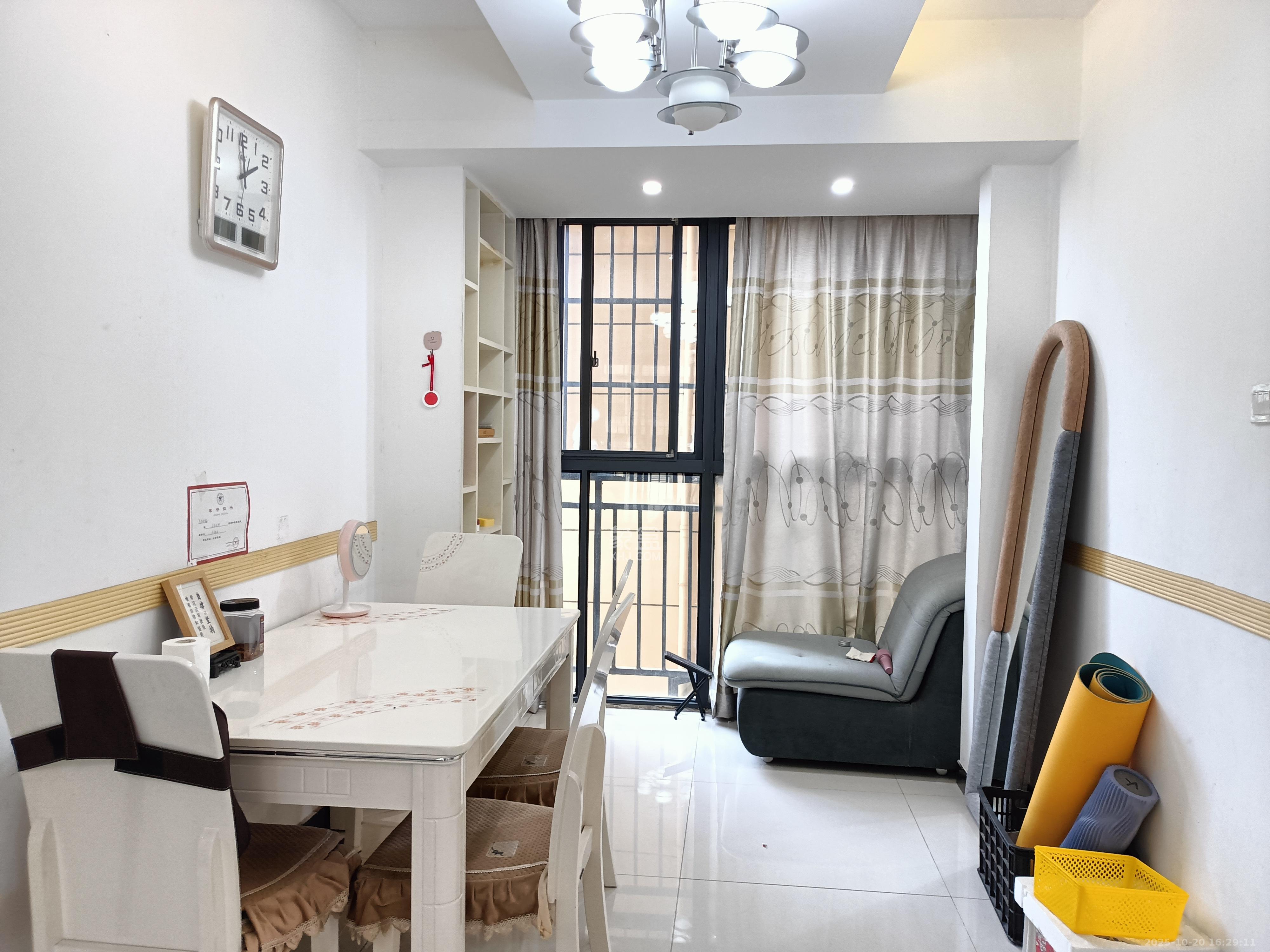 晟通城 3室2厅1卫 1800.0元/月 晟通城 3室2厅1卫 1800.0元/月室内图