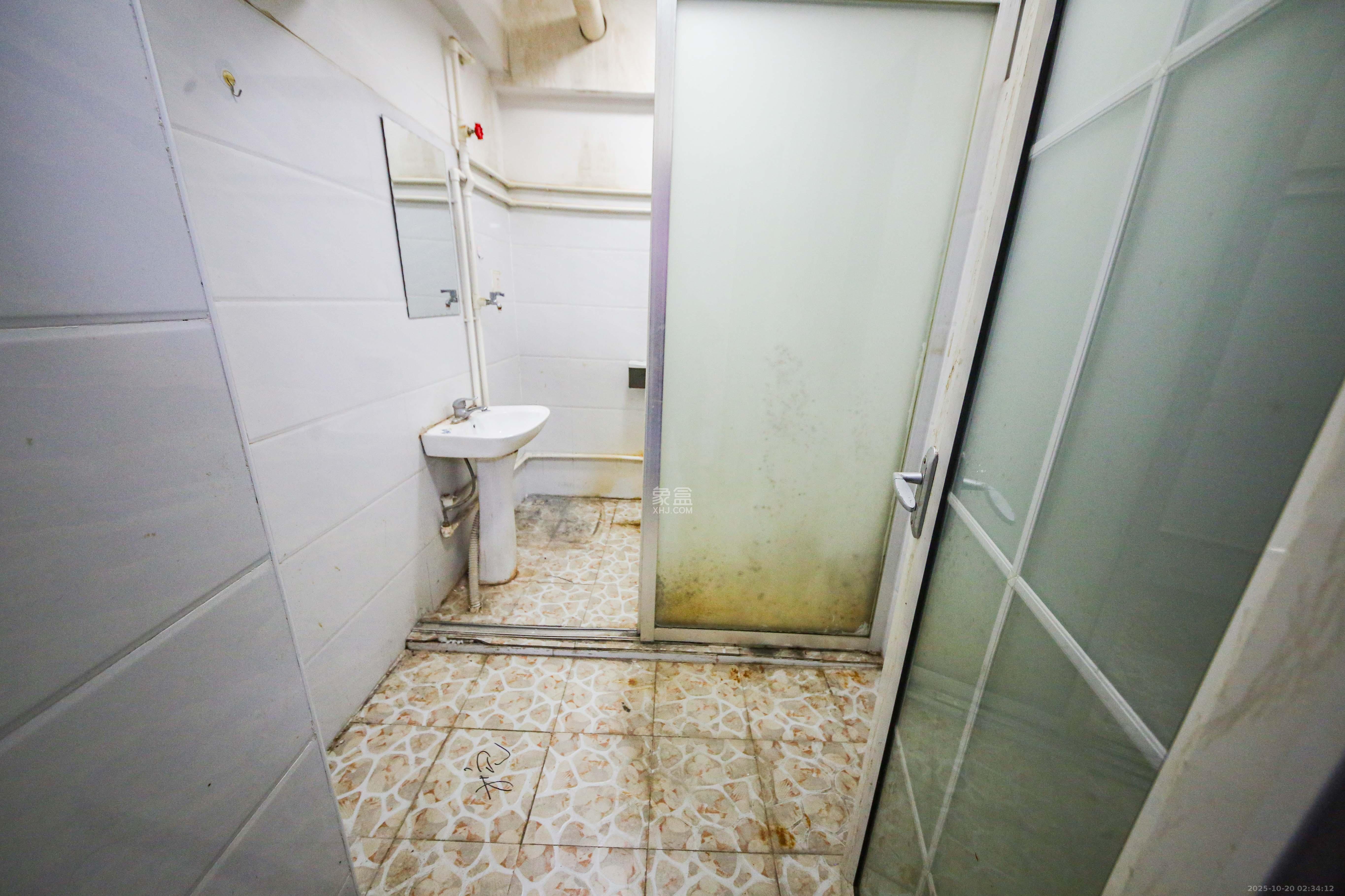 才子嘉都 3室2厅2卫 78.0万 才子嘉都 3室2厅2卫 78.0万卫生间