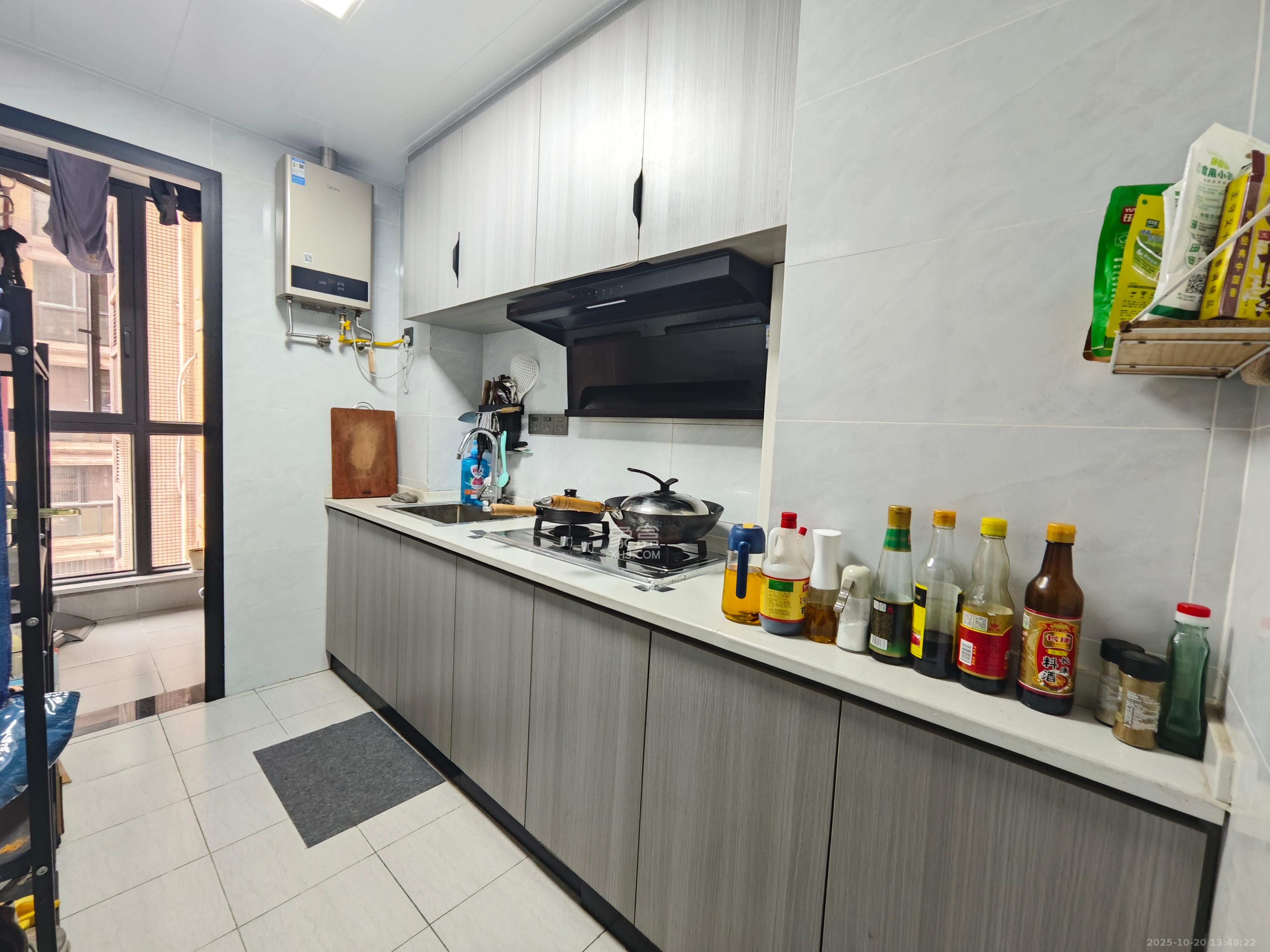 锦湘国际星城三期(锦绣苑) 2室2厅2卫 2700.0元/月 锦湘国际星城三期(锦绣苑) 2室2厅2卫 2700.0元/月室内图