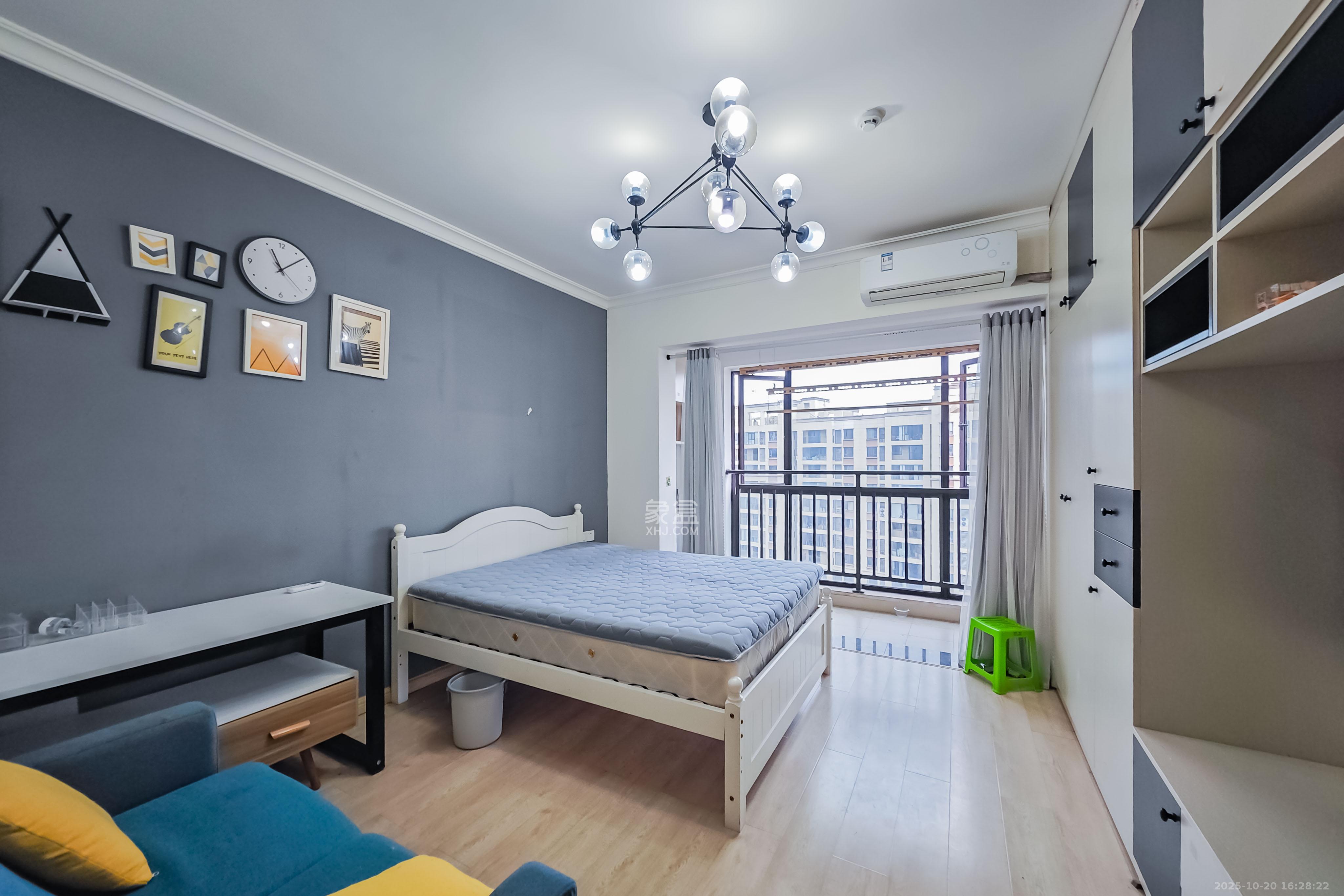 五江天街北区  1室1厅1卫    24.0万 五江天街北区  1室1厅1卫    24.0万客厅