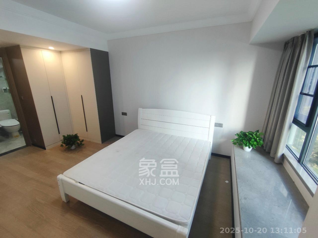 中海阅溪府  4室2厅2卫    3500.0元/月室内图